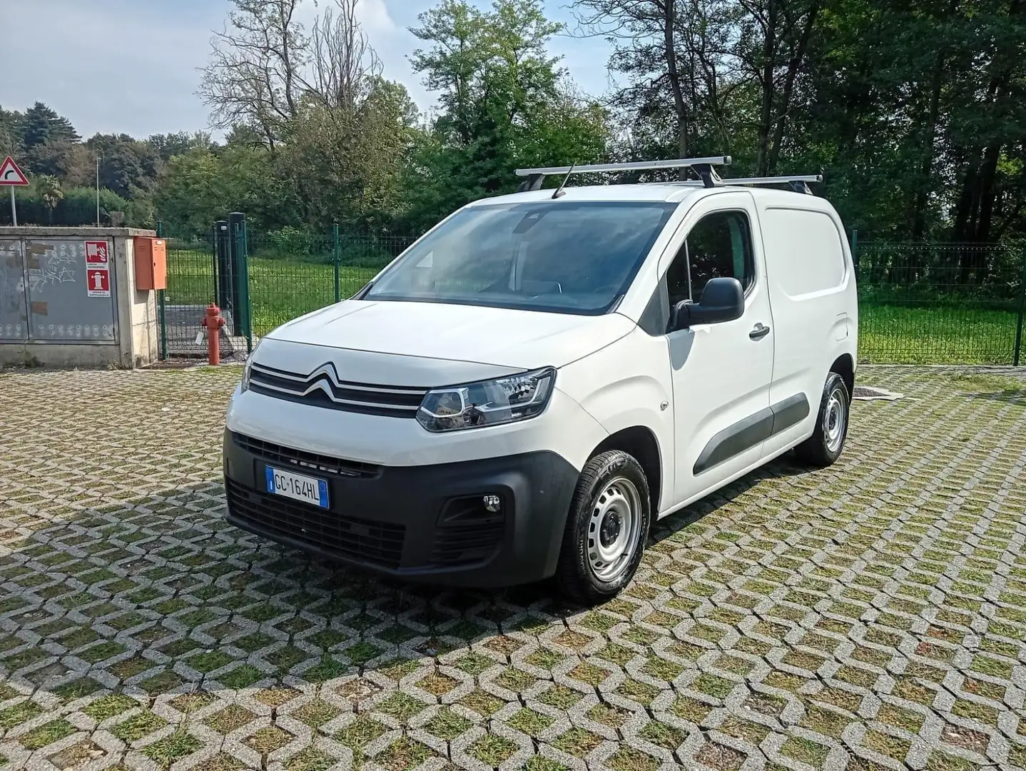 Citroen Berlingo 1.5 BlueHDi 100cv S&S Van M Control *IVA Esclusa Bianco - 1