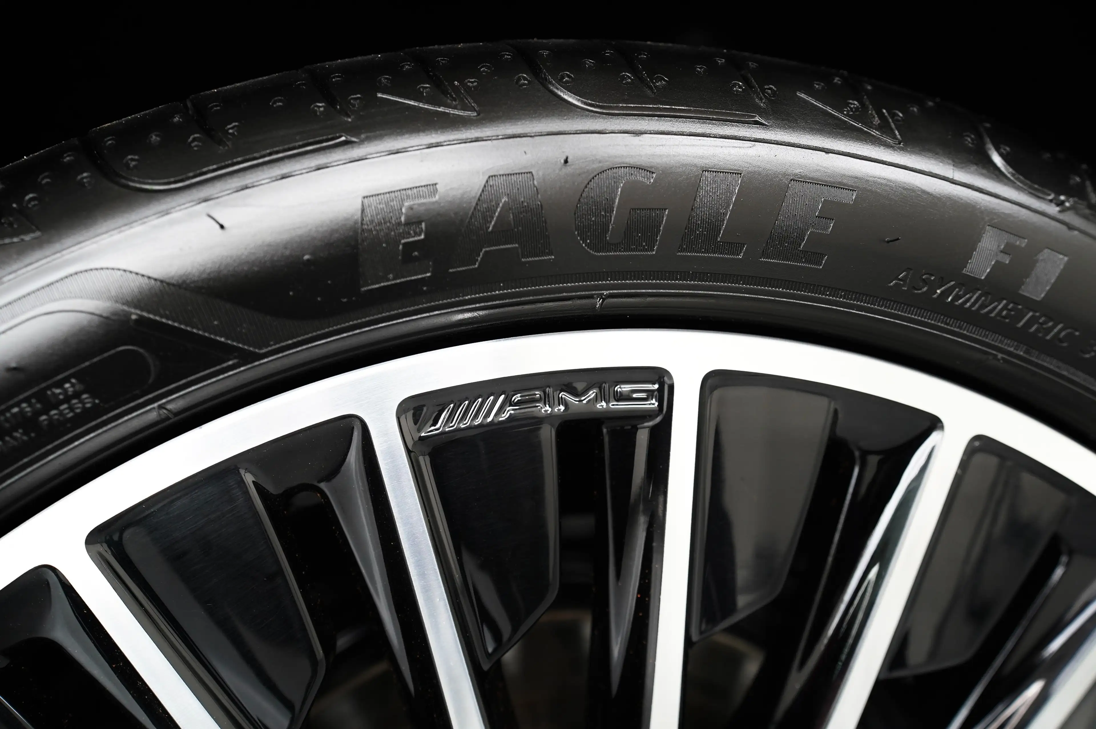 Mercedes-Benz CLE 180 ! EDITION AMG LINE ! Motor/Engine 2 L /1999-1 cm — photo 5