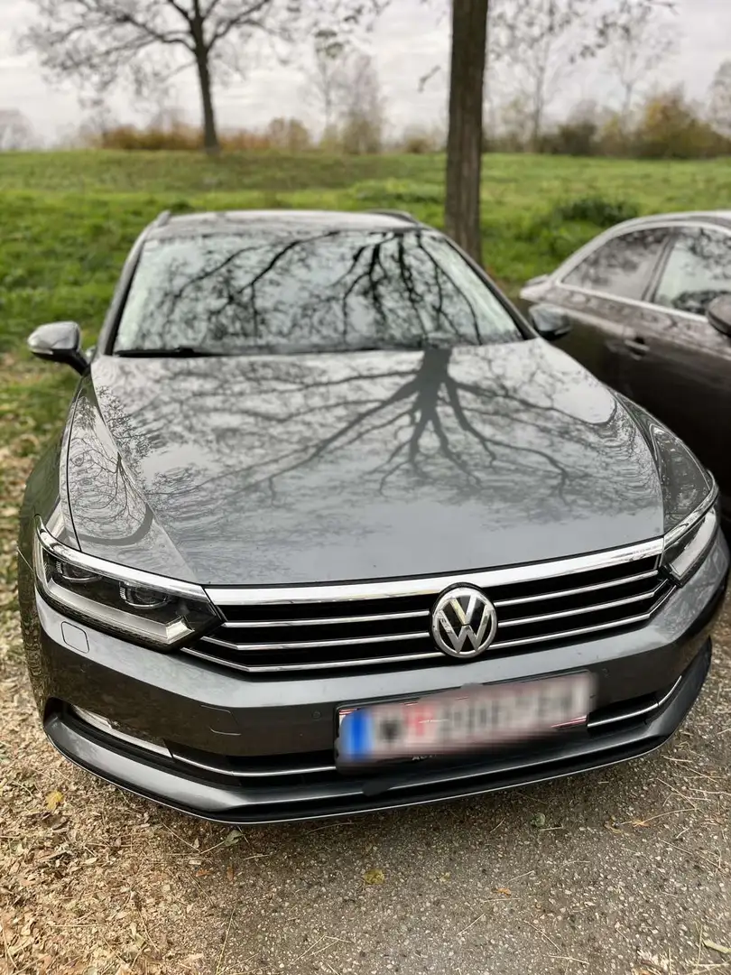 Volkswagen Passat Variant Passat Variant Comfortline 2,0 TDI SCR Comfortline Grau - 1