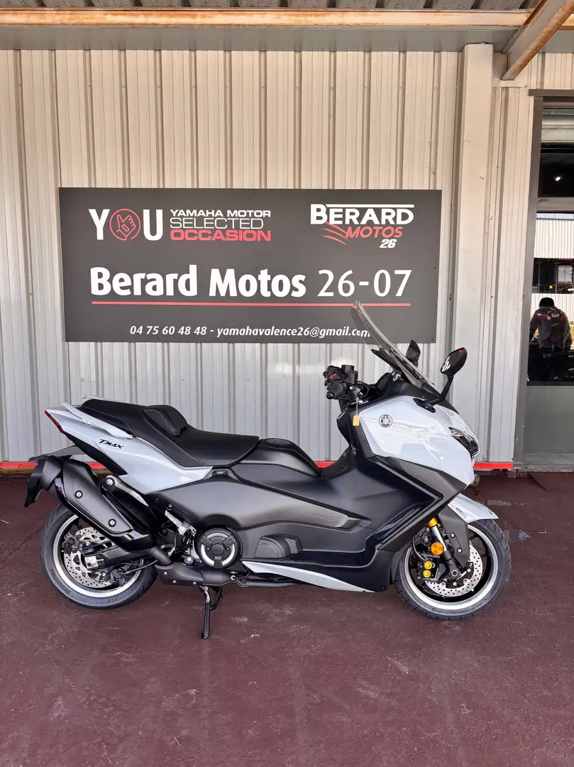 Yamaha TMAX 560 - 1
