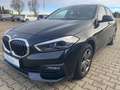 BMW 118 i Advantage DSG PDC LED SHZ NAVi ALU Zwart - thumbnail 1
