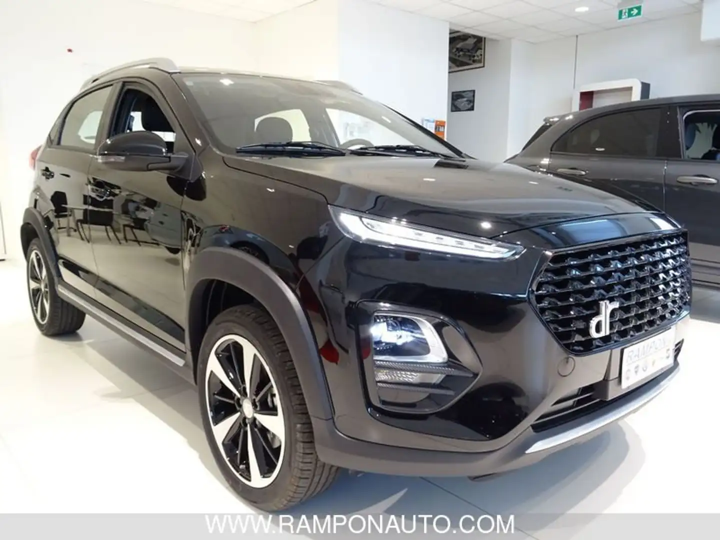 DR Automobiles DR 3.0 1.5 Bi-Fuel GPL Negru - 2