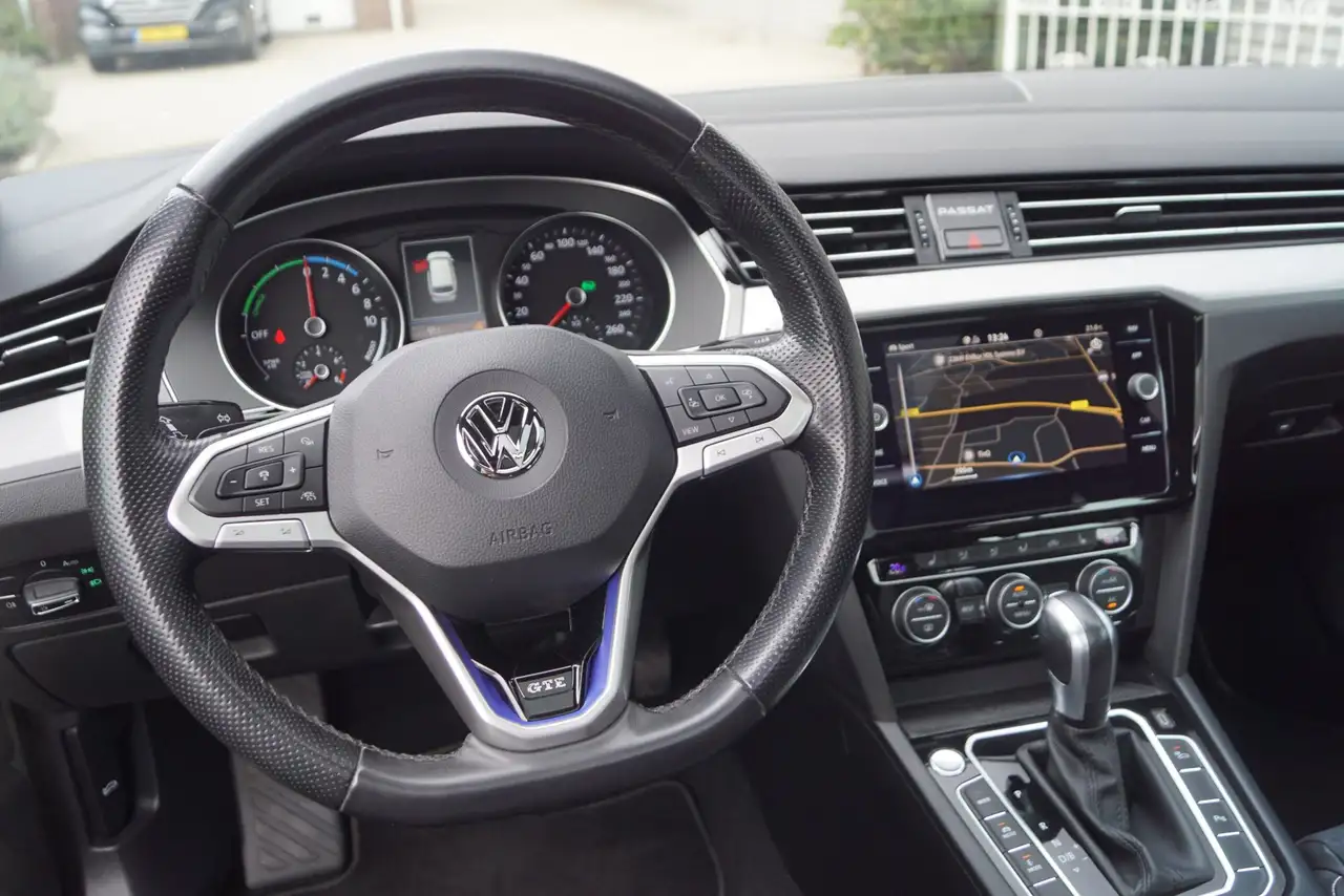 Volkswagen Passat 1.4 TSI PHEV GTE Business Autom Panodak Leder/Alca, миниатюра 9