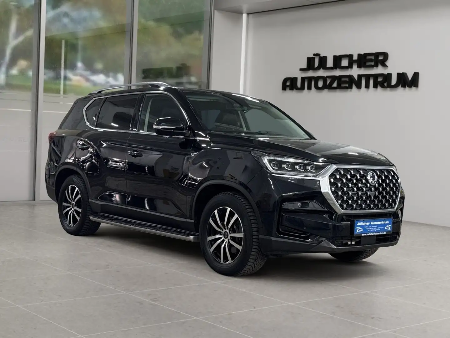 SsangYong Rexton Standheizung | 7 Sitzer | KeyLess | AHK Noir - 1