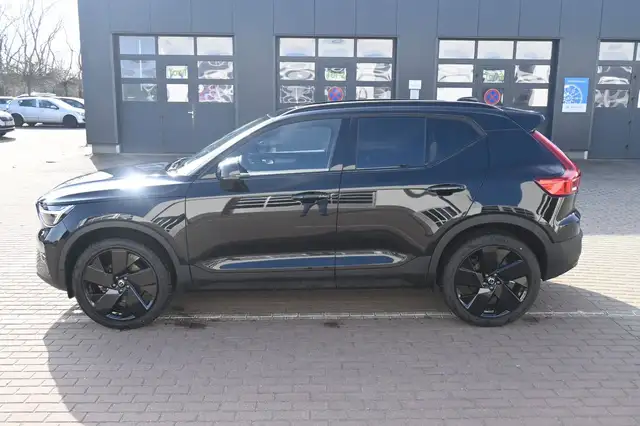 2025 Volvo XC40 in Black for sale
