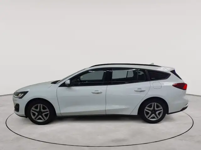 Ford Focus view 6