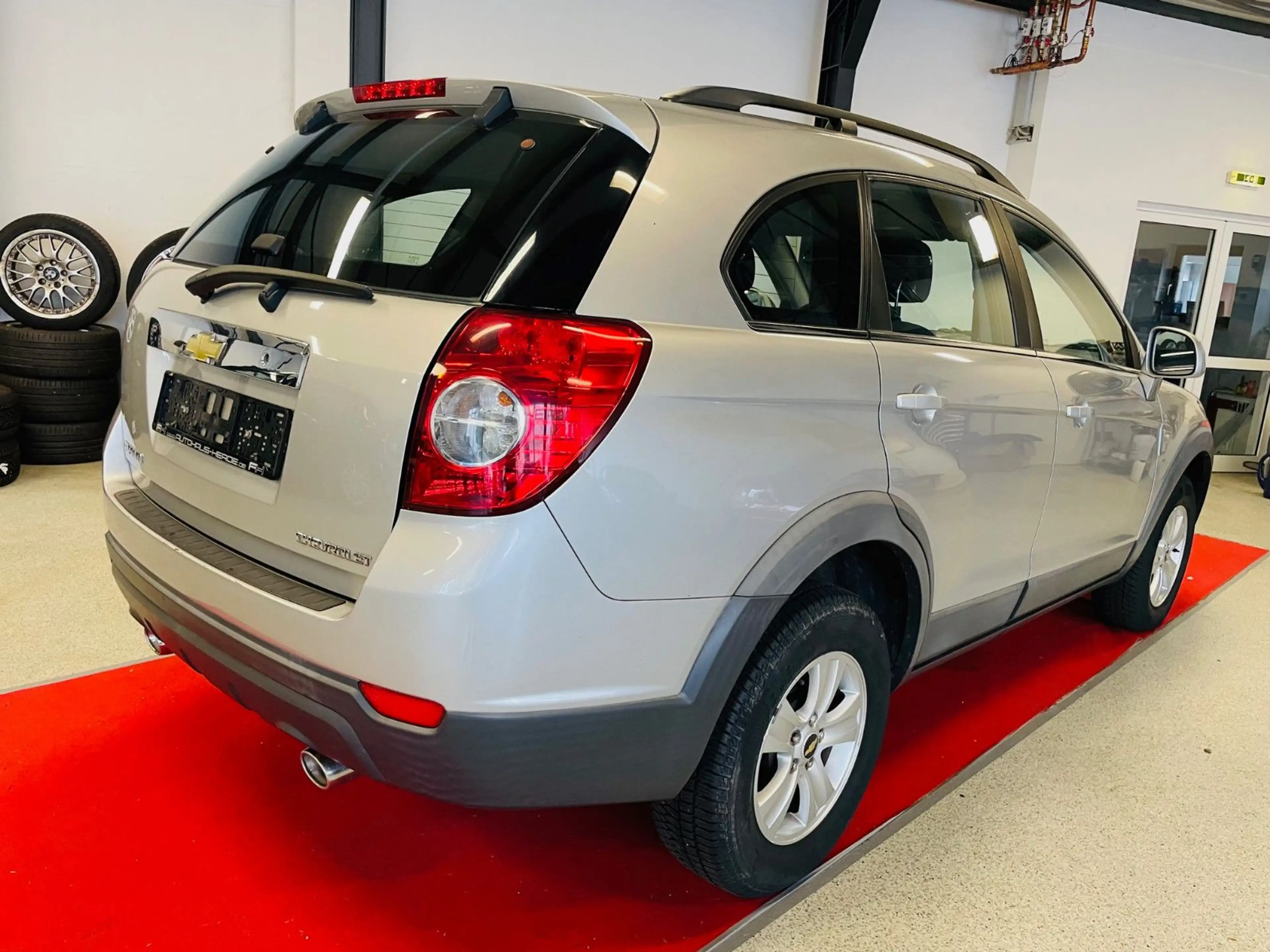 Chevrolet Captiva 2.4 LS 2WD -Tüv neu -Gewährleistung — photo 3