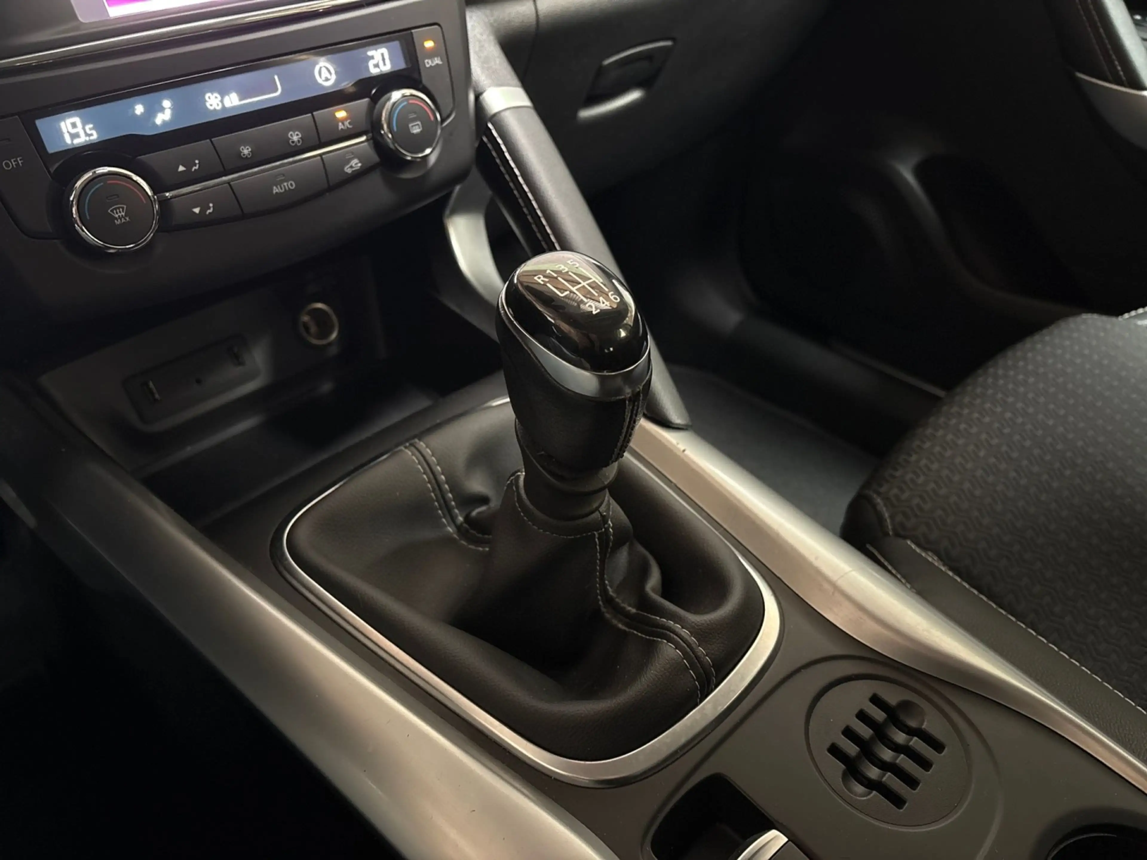 Renault Kadjar 1.2 TCe Sport (VIRTUAL COCKPIT, NAVIGATIE, CLIMATE — photo 21