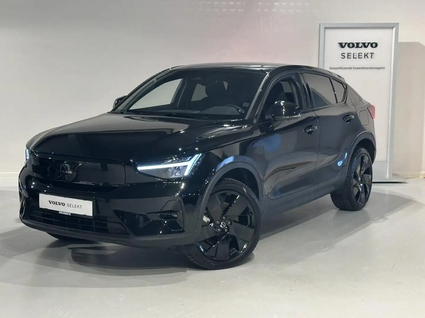 Volvo EC40 Recharge Black Ed.Twin Motor Ultra Чорний - 1