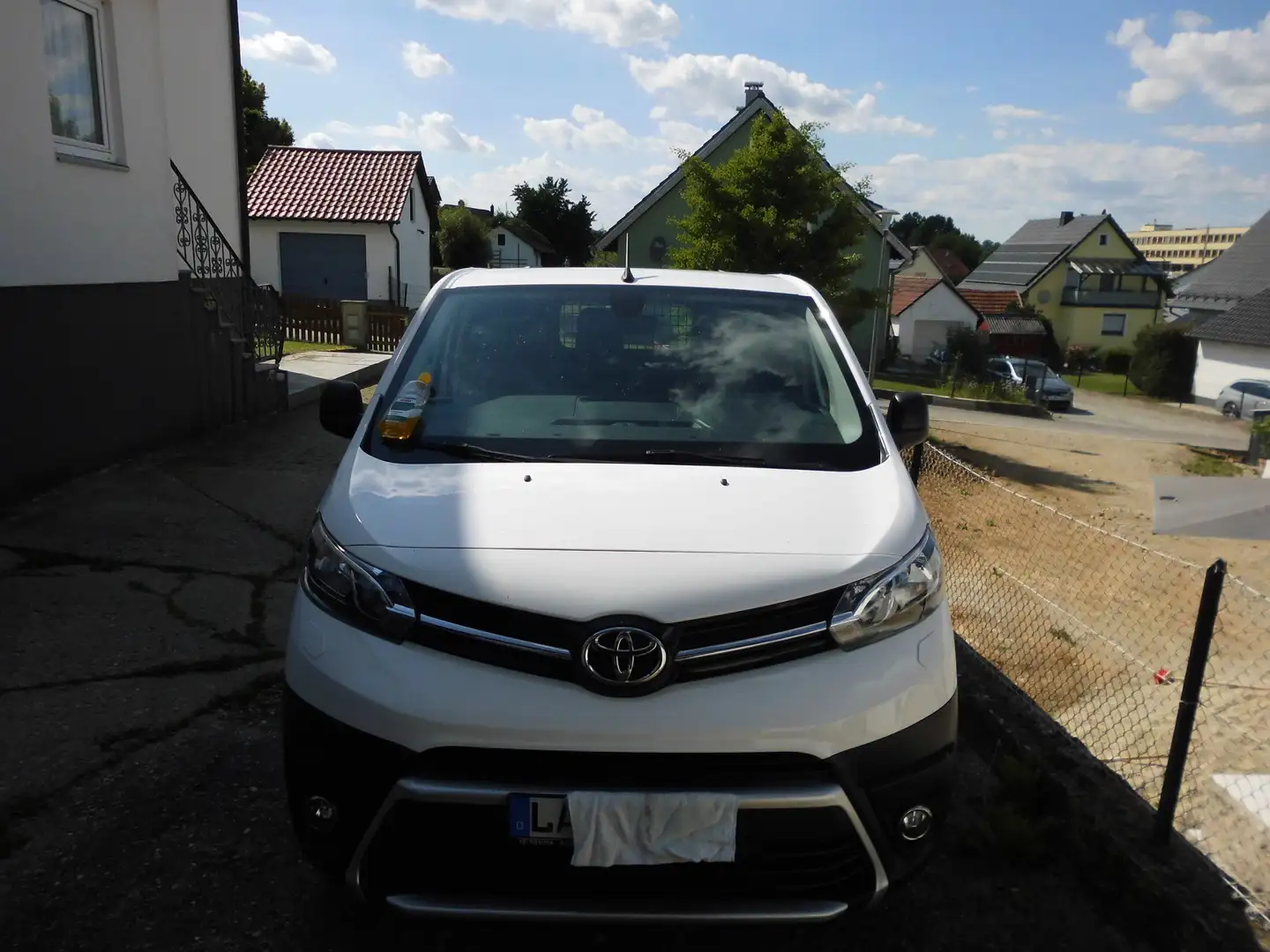 Toyota Proace Proace 1,5-l-D-4D Meister compact Weiß - 1