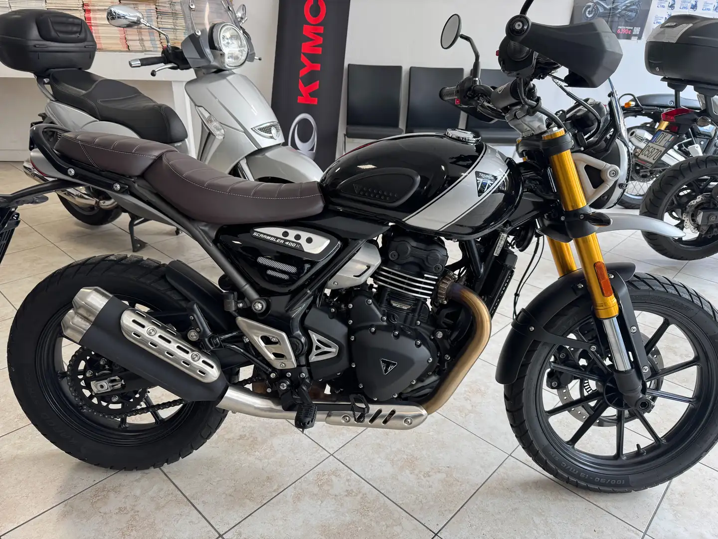 Triumph Scrambler 400 X 400 X Nero - 1