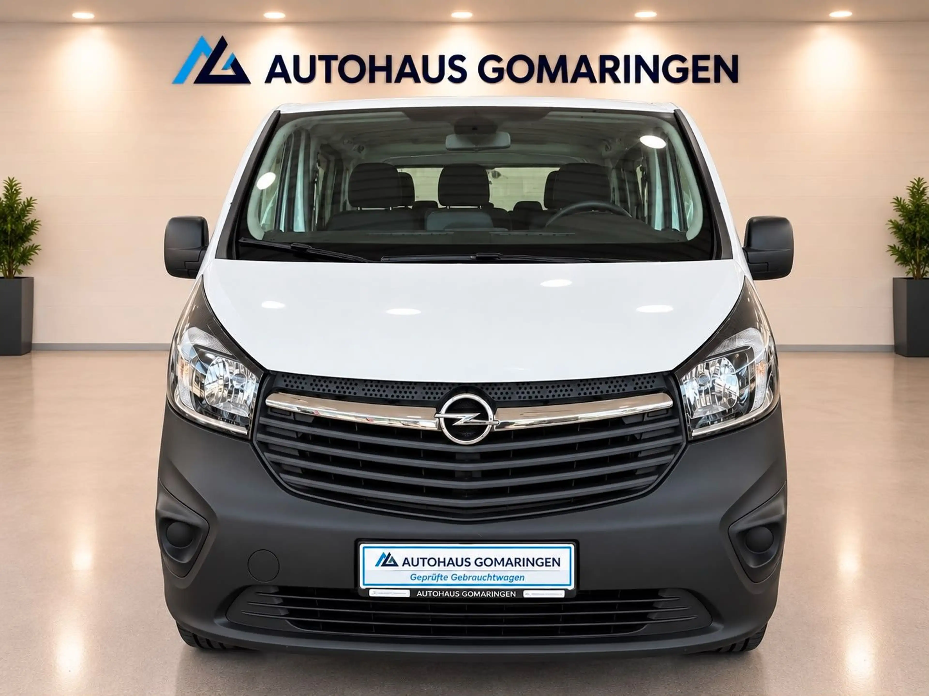 Opel Vivaro B Kombi Combi L1H1*9-Sitze* — photo 3