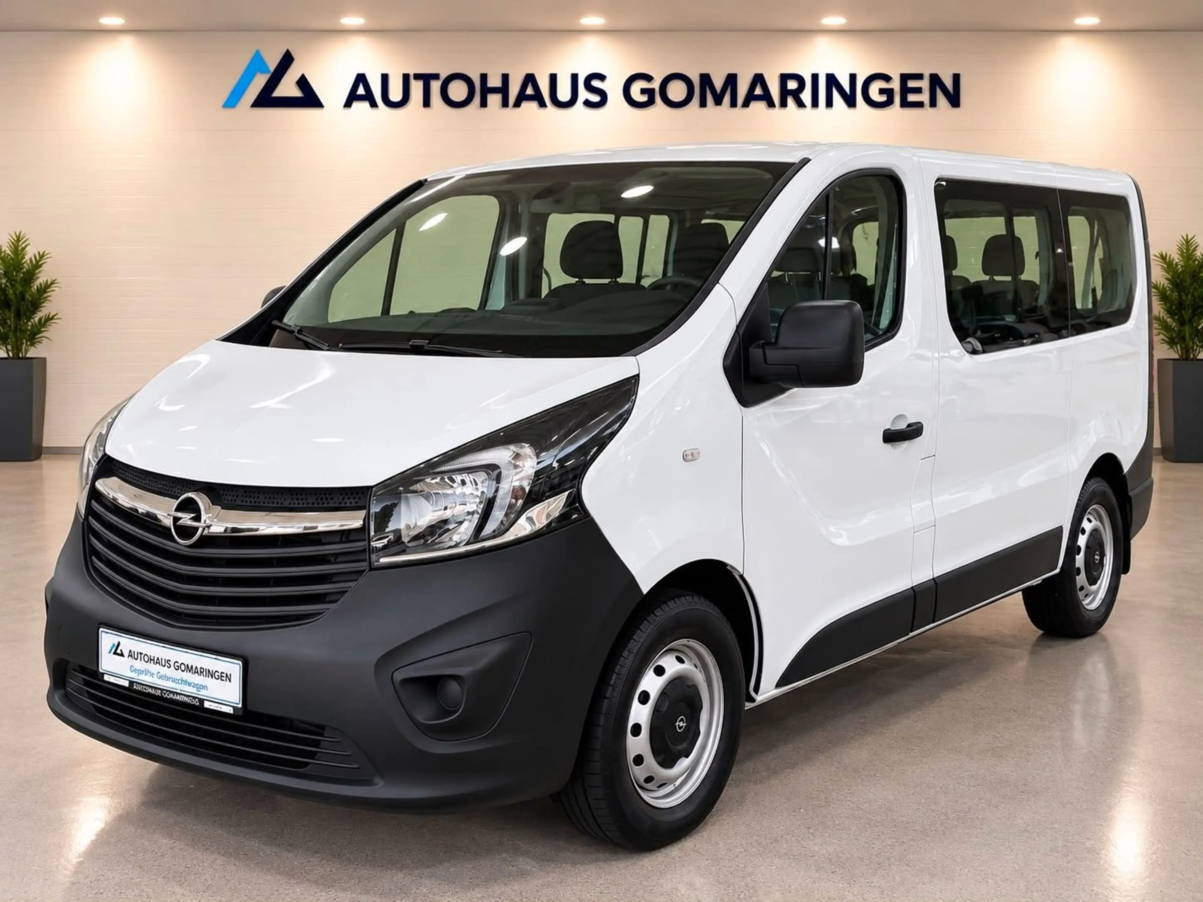 Opel Vivaro B Kombi Combi L1H1*9-Sitze* — photo 4
