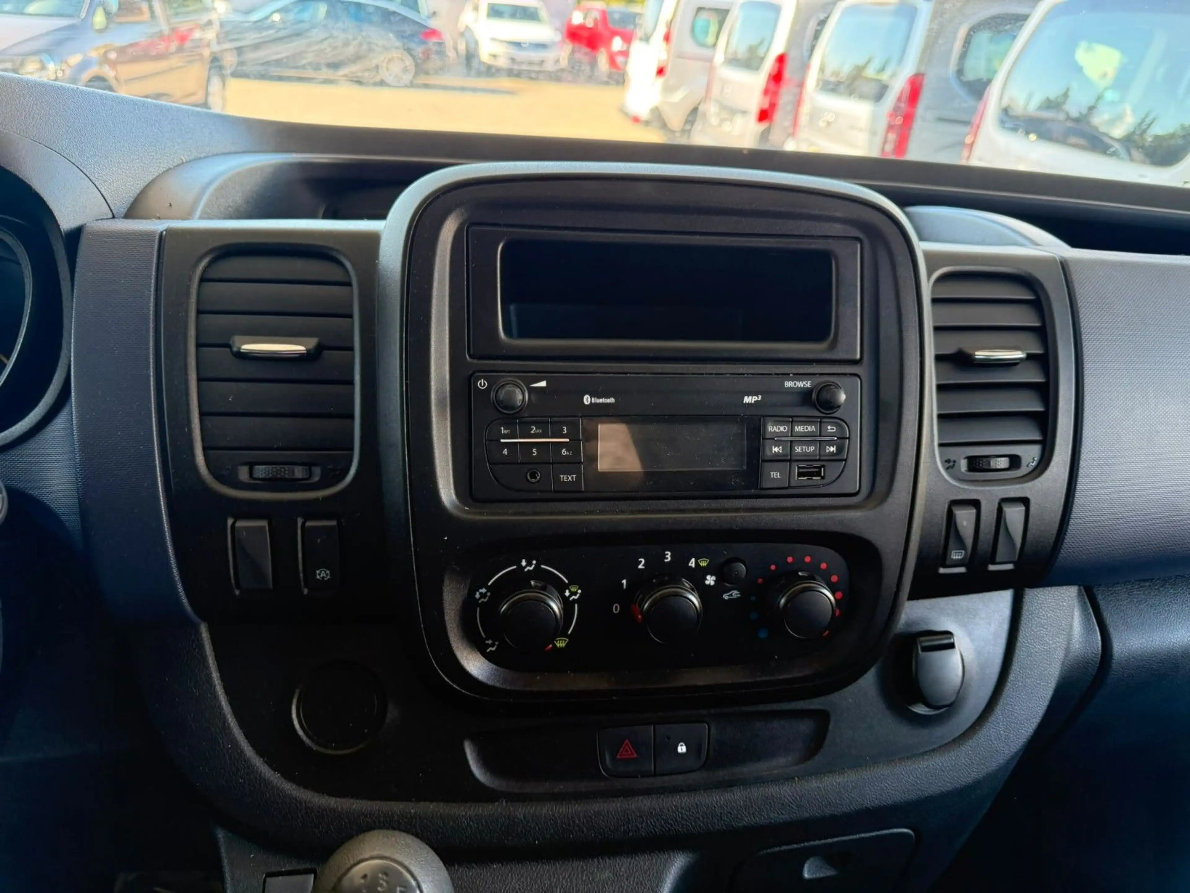 Opel Vivaro B Kombi Combi L1H1*9-Sitze* — photo 10