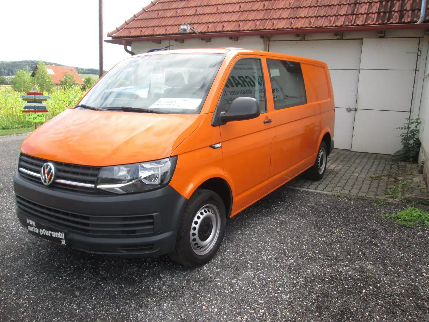 Volkswagen T6 Transporter T6 2.0 TDI Kombi lang Orange - 2
