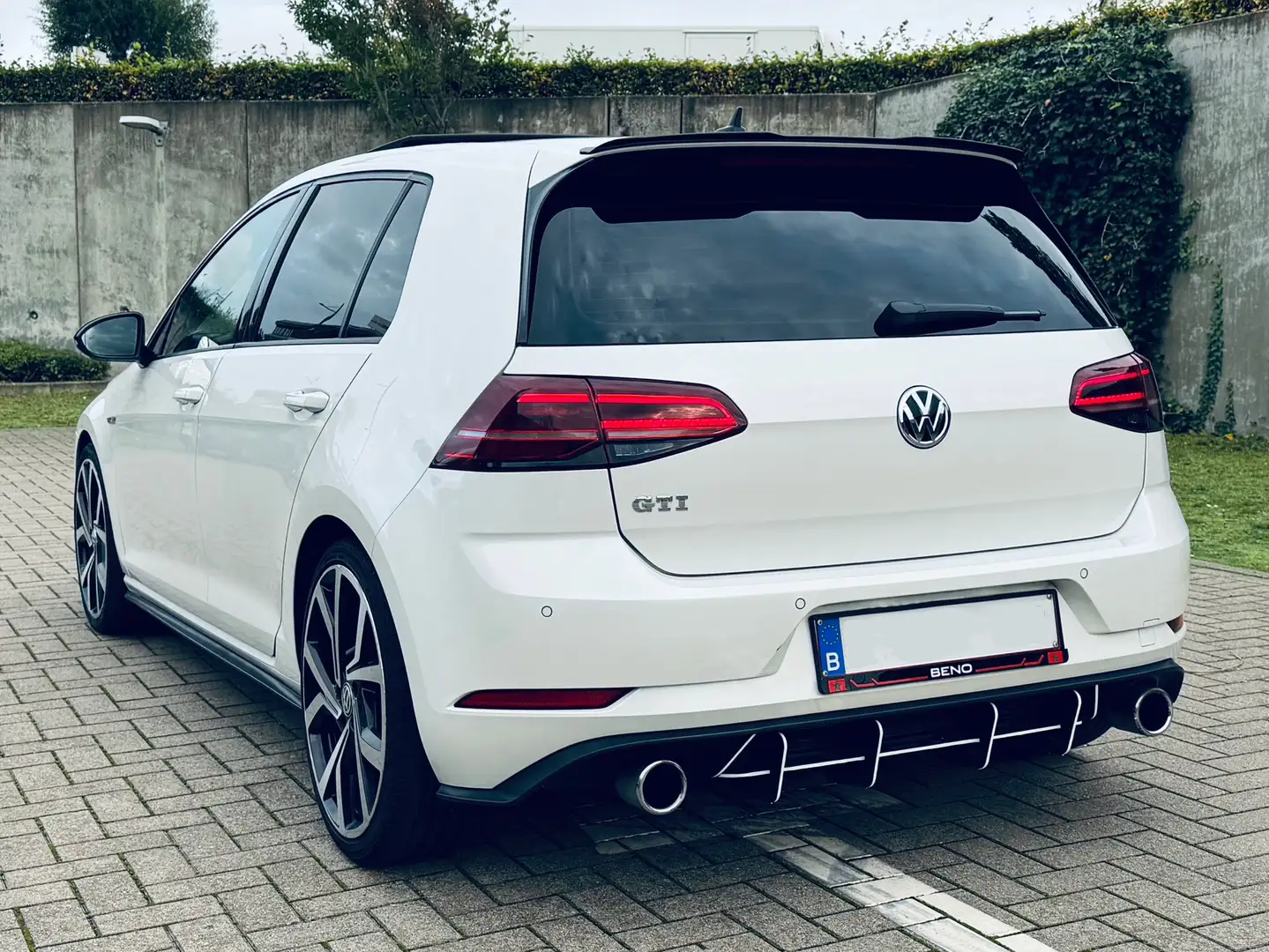 Volkswagen Golf GTI 2.0 TSI DSG, CARPLAY, TOIT OUVRANT, CRUISE, XENON - 2