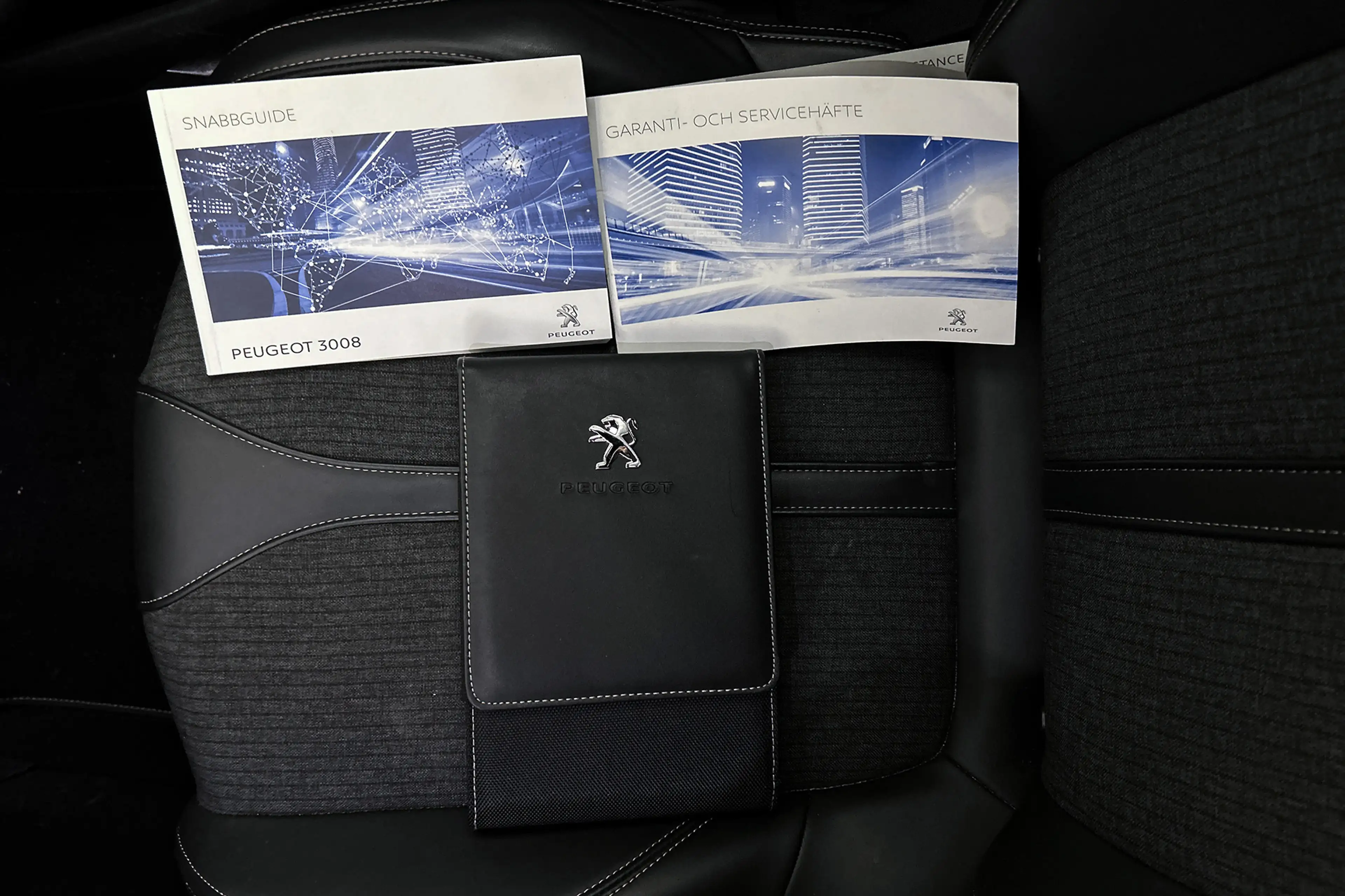 Peugeot 3008 1.6 e-THP GT Line | Trekhaak | Camera | Half leder — photo 29