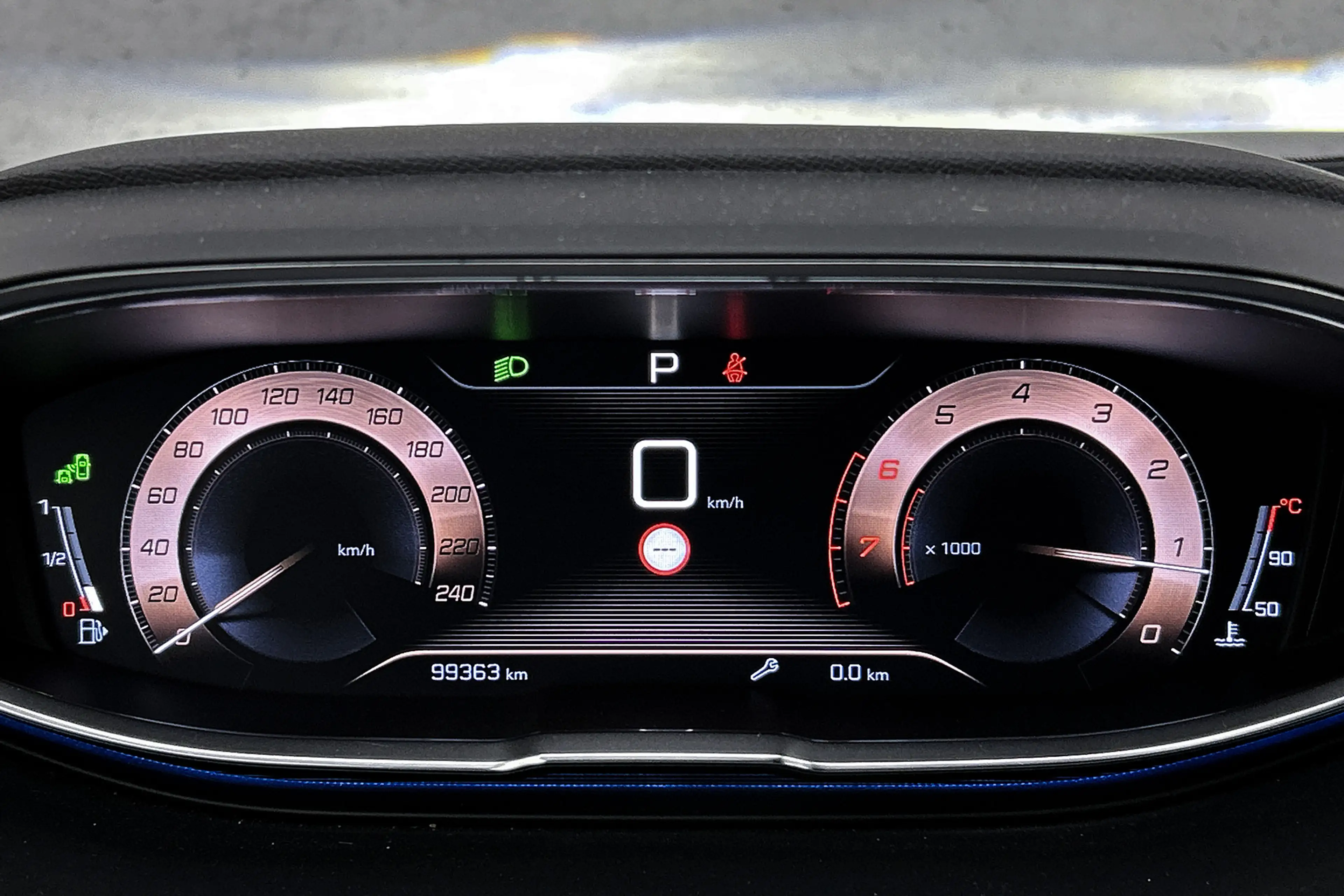 Peugeot 3008 1.6 e-THP GT Line | Trekhaak | Camera | Half leder — photo 4