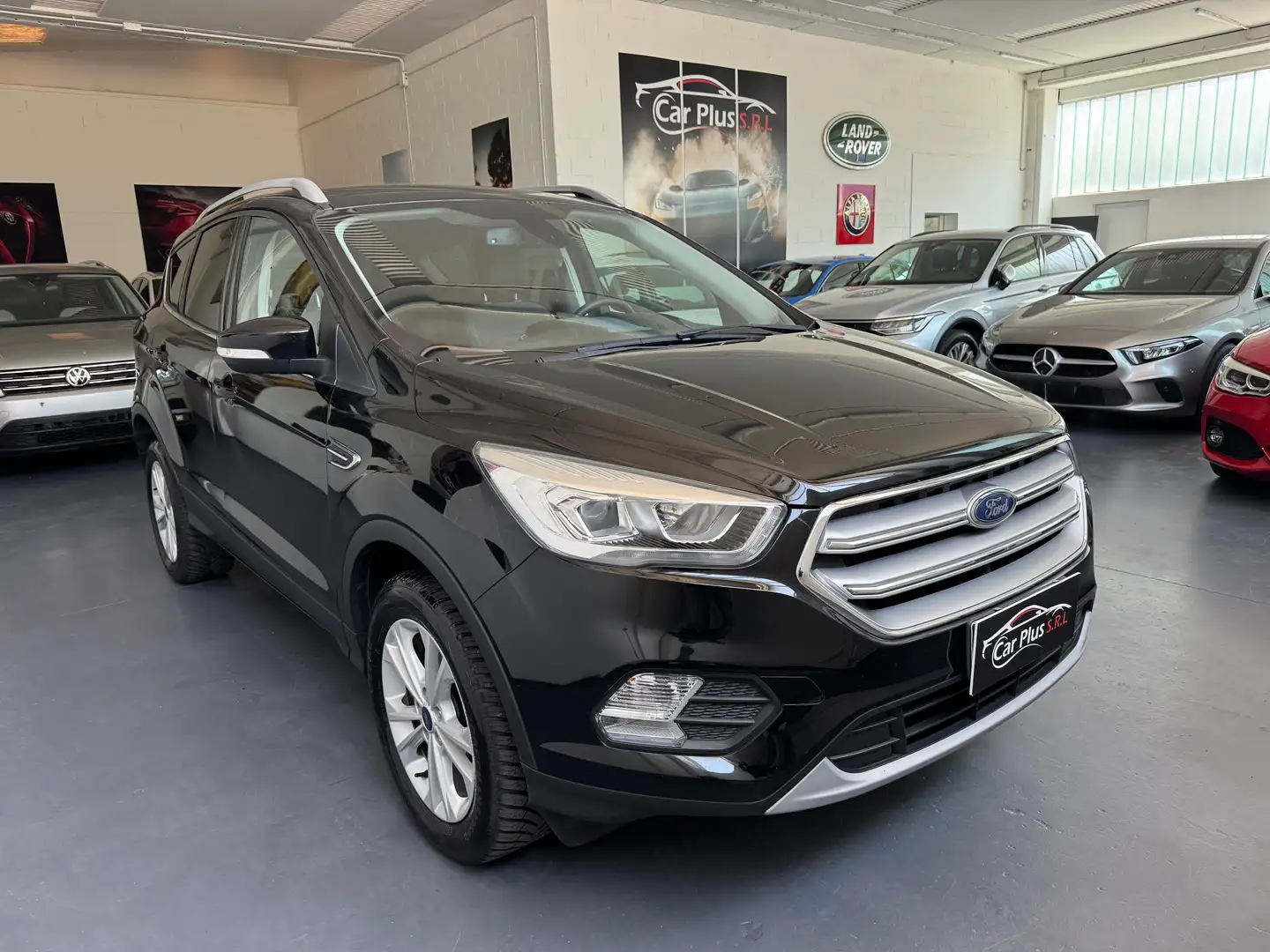 Ford Kuga Kuga 1.5 ecoboost Titanium Business s Zwart - 1