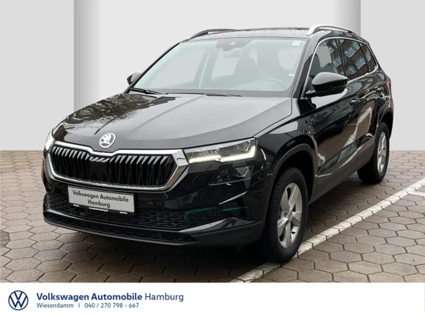Skoda Karoq 2.0 TDI Drive DSG AHK Standhzg Sitzhzg Schwarz - 1