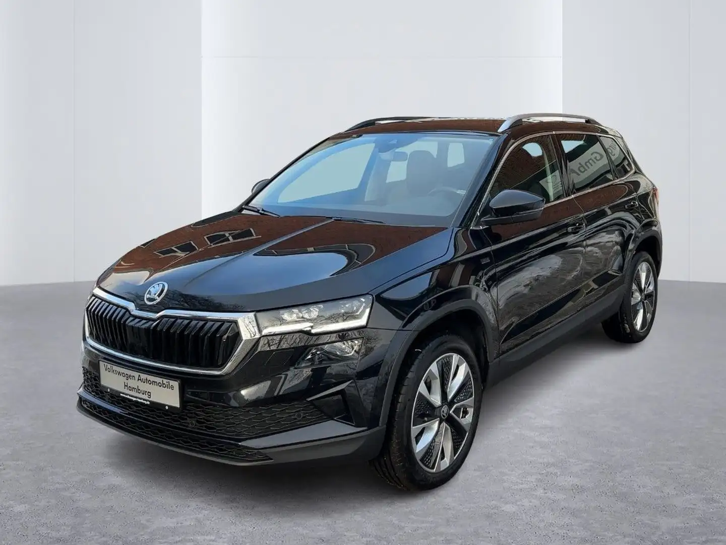 Skoda Karoq 2.0 TDI Drive DSG AHK Standhzg Sitzhzg Schwarz - 2