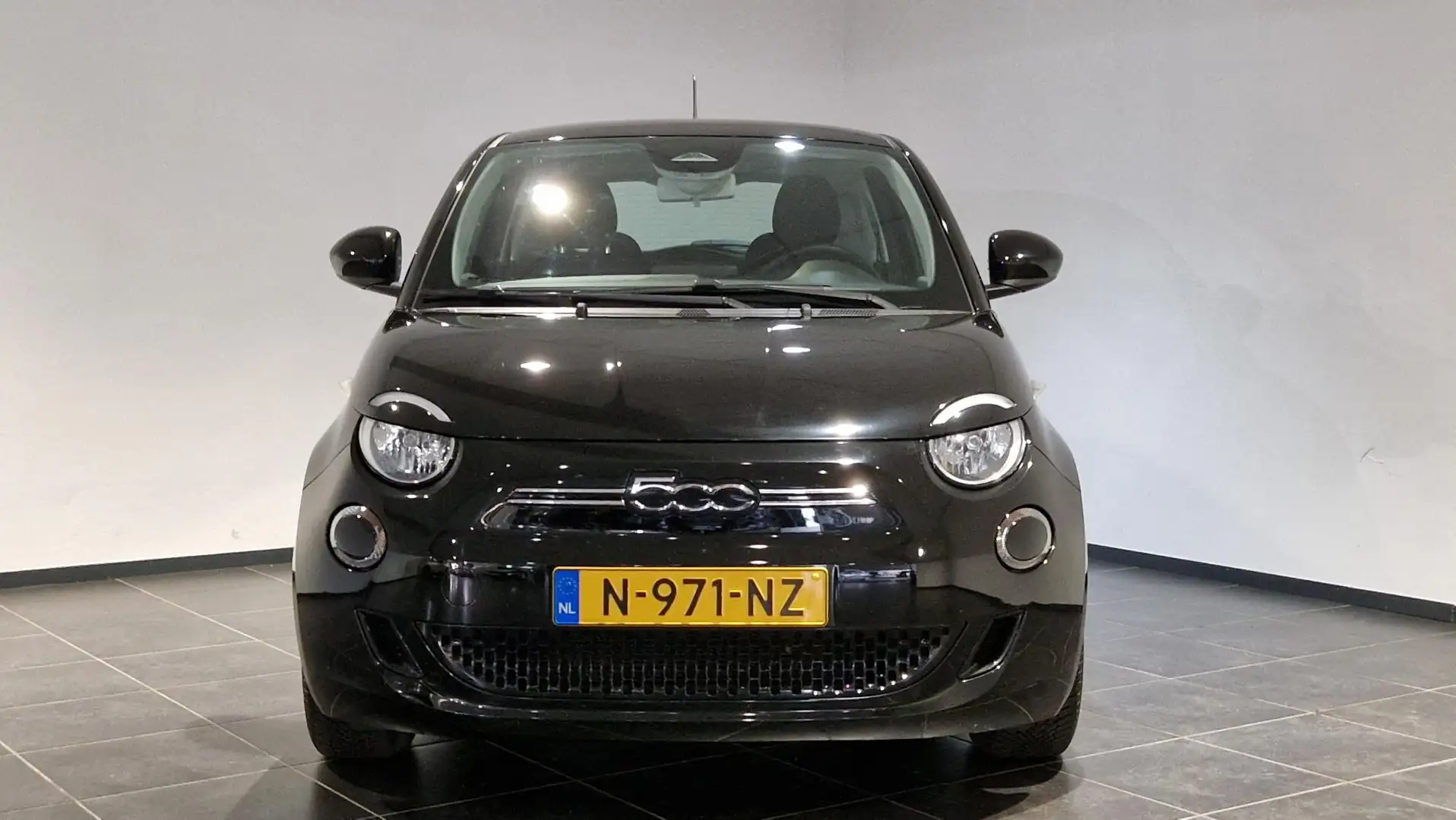 Fiat 500 Passion 42 kWh Zwart - 2