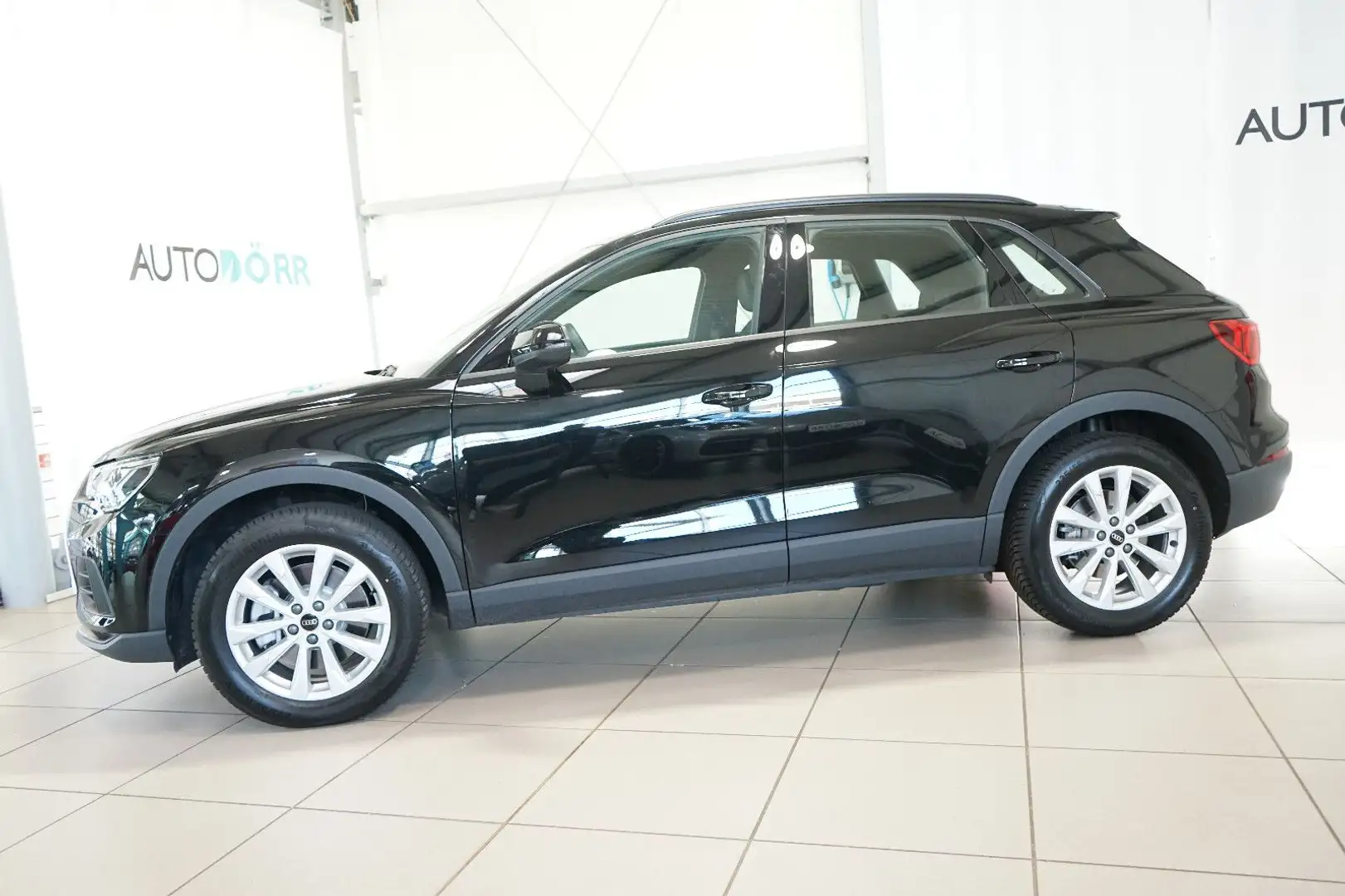Audi Q3 45 TFSI quattro LED+Rückfahrkamera+SHZ+Memory Schwarz - 2