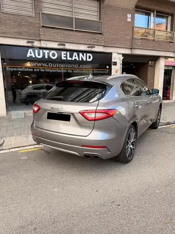 Maserati Levante SQ4