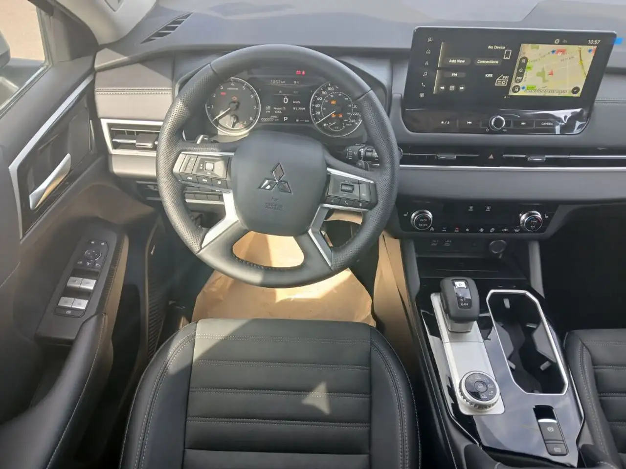 Mitsubishi Outlander снимка Mitsubishi Outlander
