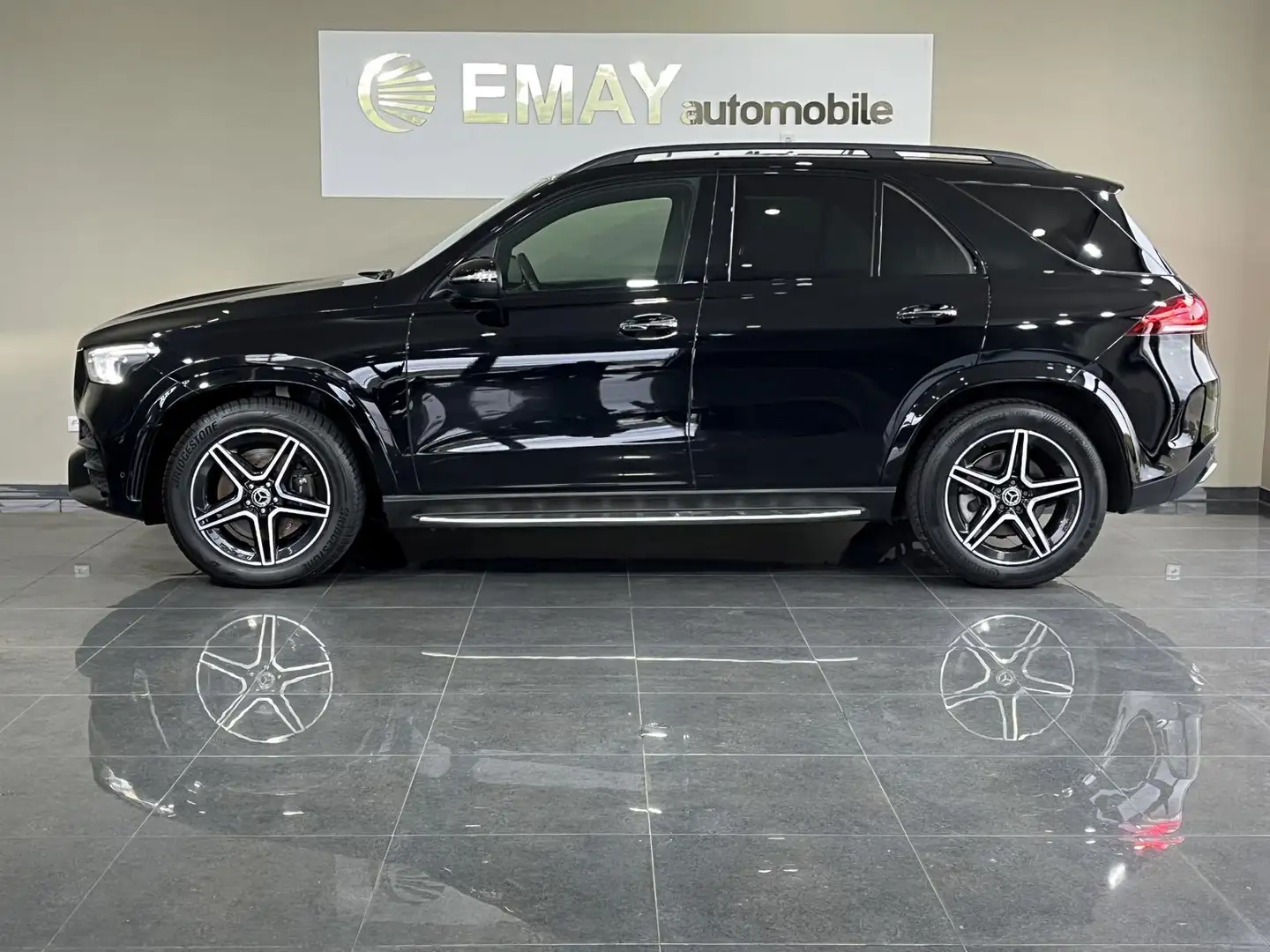 Mercedes-Benz GLE 300 d 4Matic Amg Line Noir - 1
