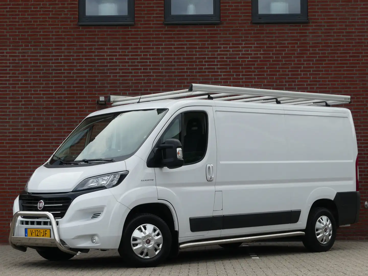 Fiat Ducato 30 2.3 MultiJet 131PK L1H1 Trekhaak/Camera/Airco Weiß - 1