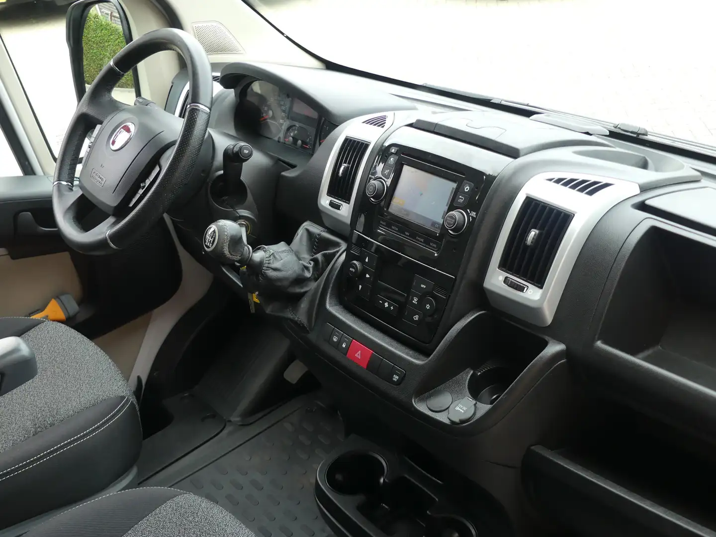 Fiat Ducato 30 2.3 MultiJet 131PK L1H1 Trekhaak/Camera/Airco Weiß - 2