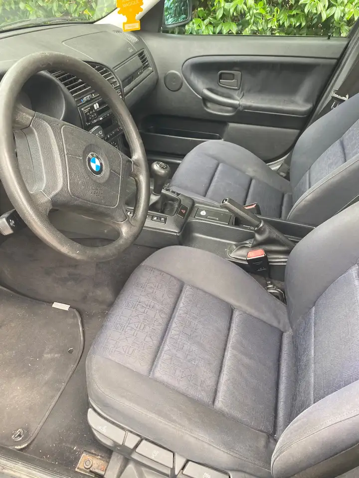 BMW 325tds Touring, foto 6
