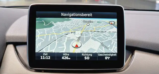 Mercedes-Benz B-Class view 13
