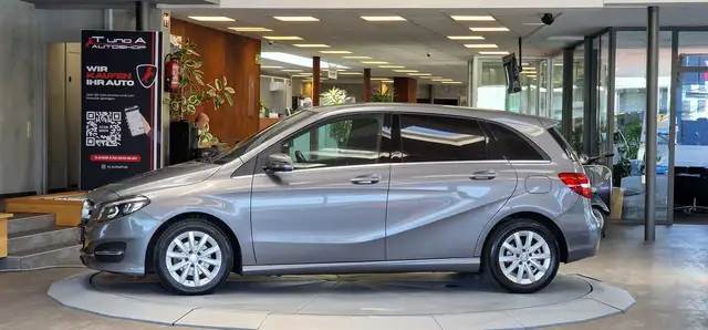 Mercedes-Benz B-Class view 4