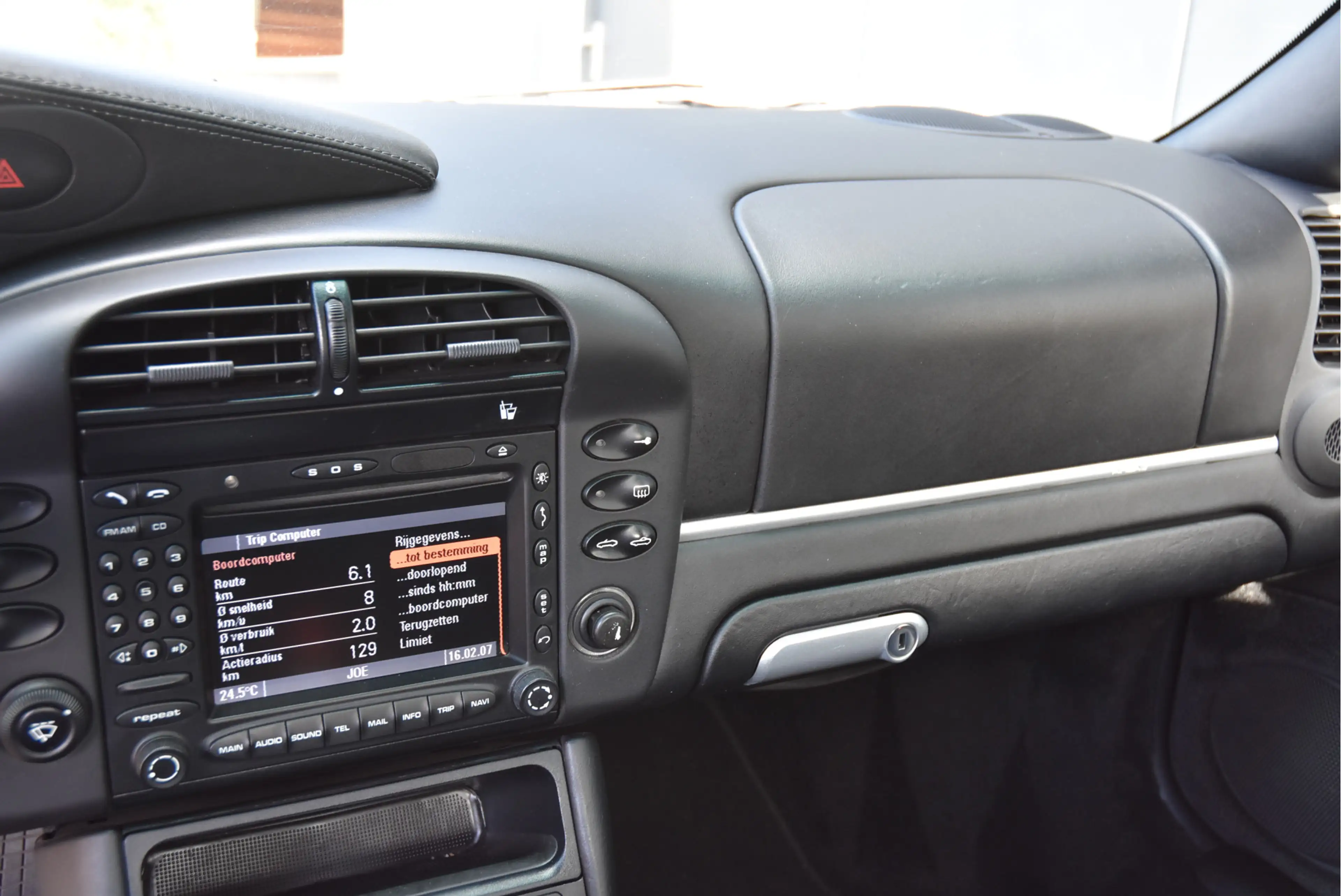 Porsche 996 996.2 Cabrio 3.6 Carrera — photo 10