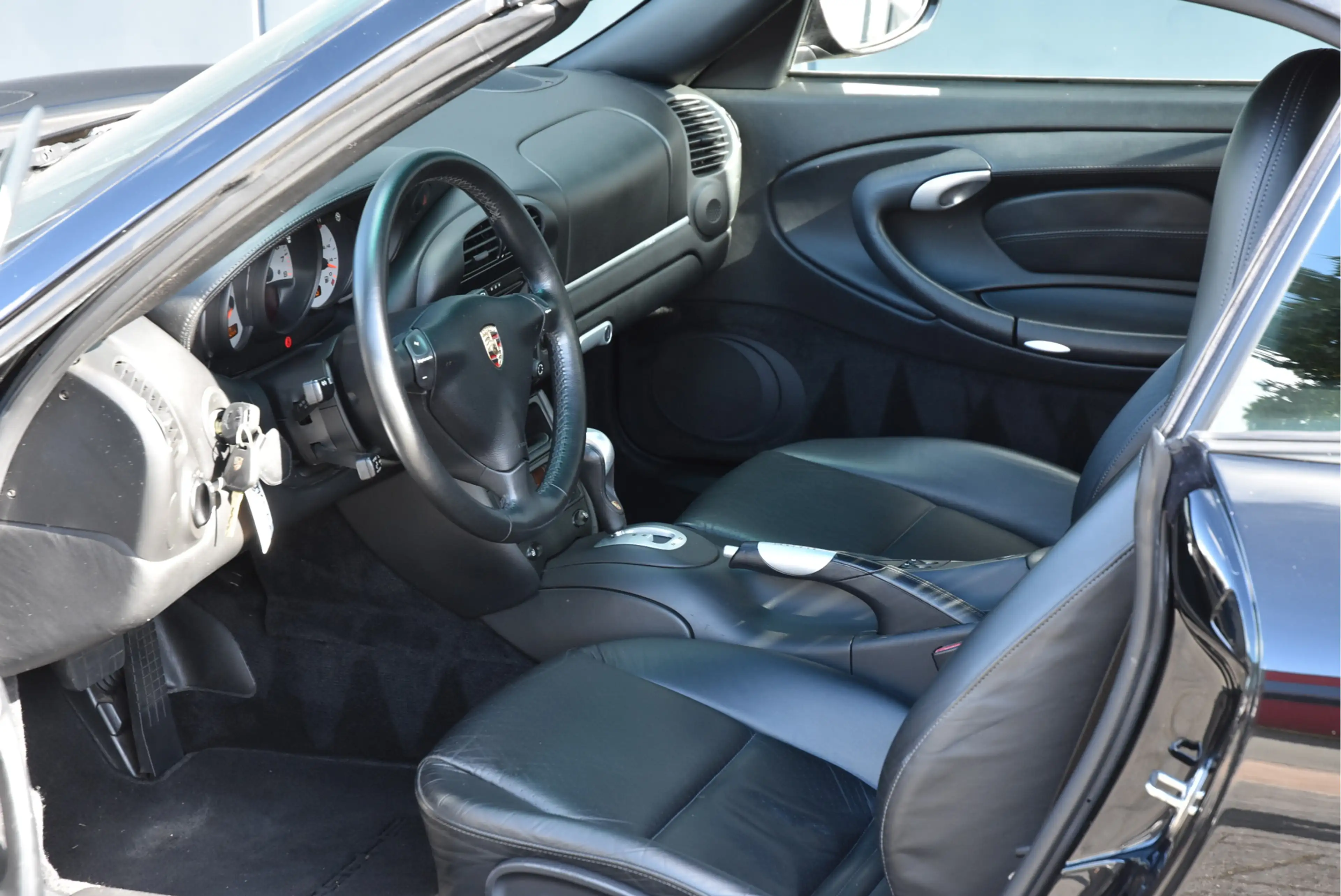 Porsche 996 996.2 Cabrio 3.6 Carrera — photo 7