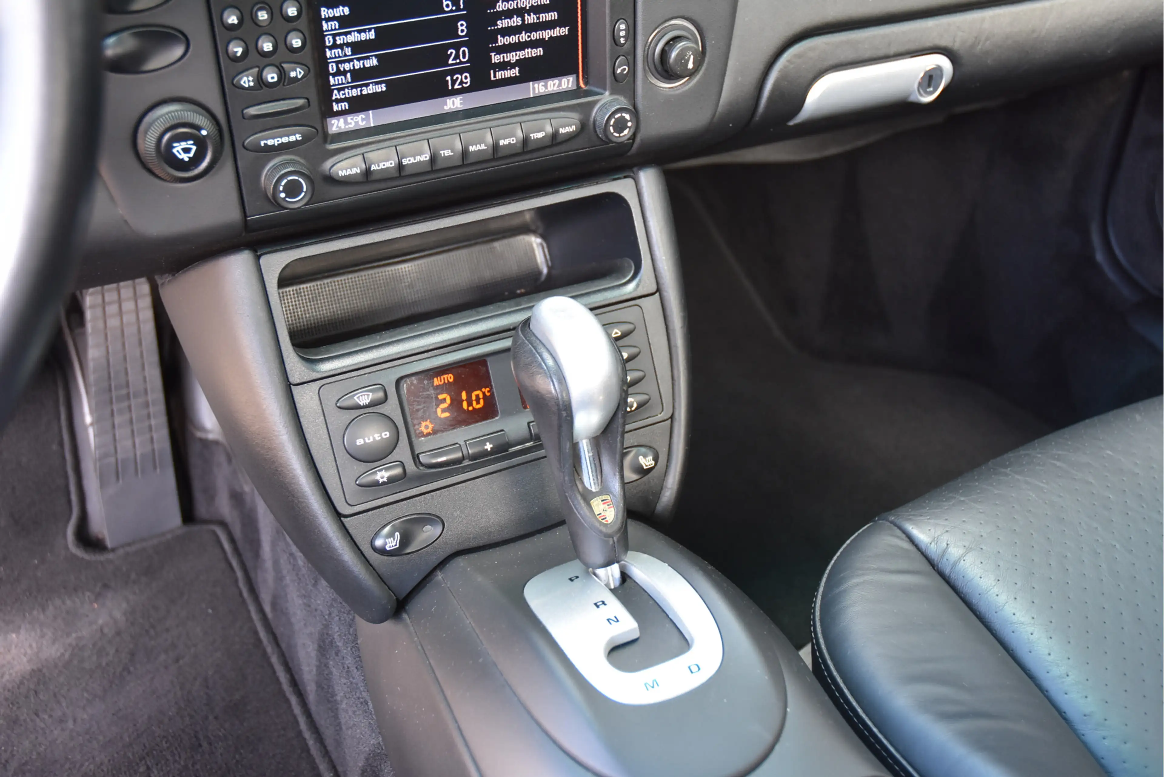 Porsche 996 996.2 Cabrio 3.6 Carrera — photo 11