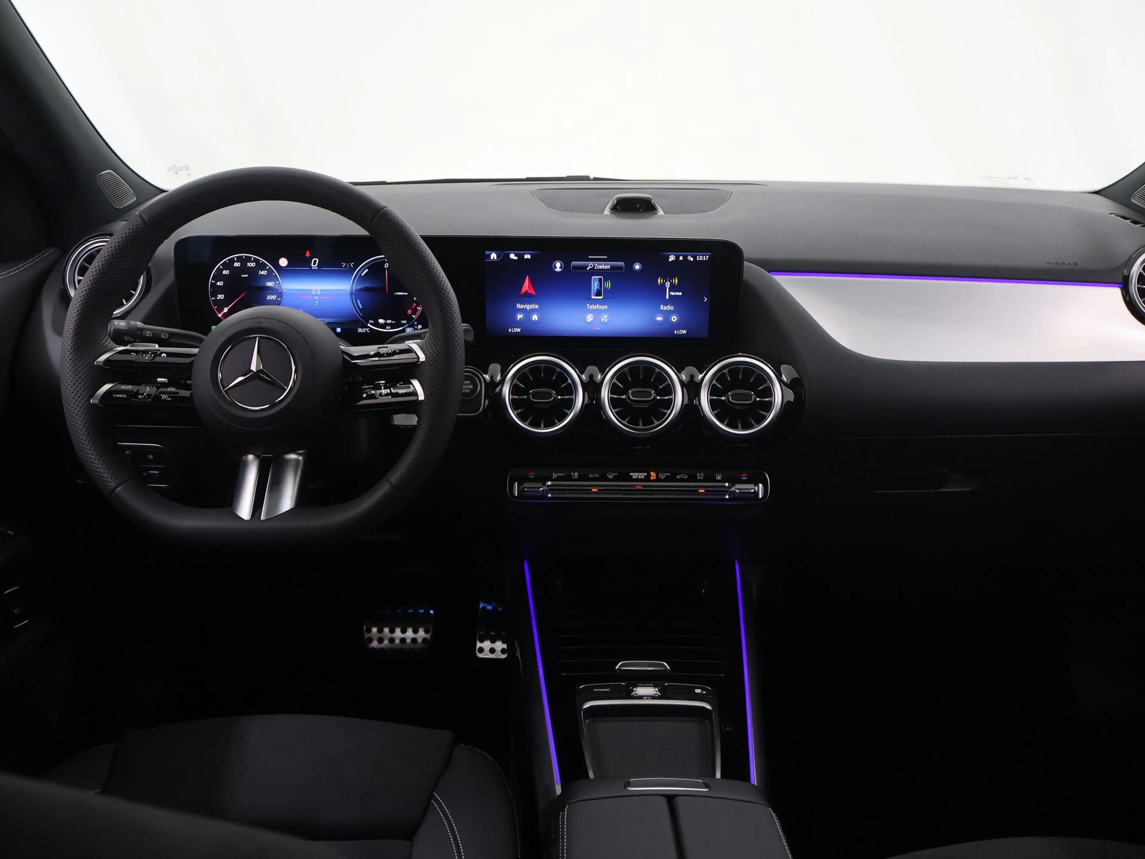 Mercedes-Benz GLA 250 250e 140 Years Edition | 20"LM velgen | AMG line | — photo 8