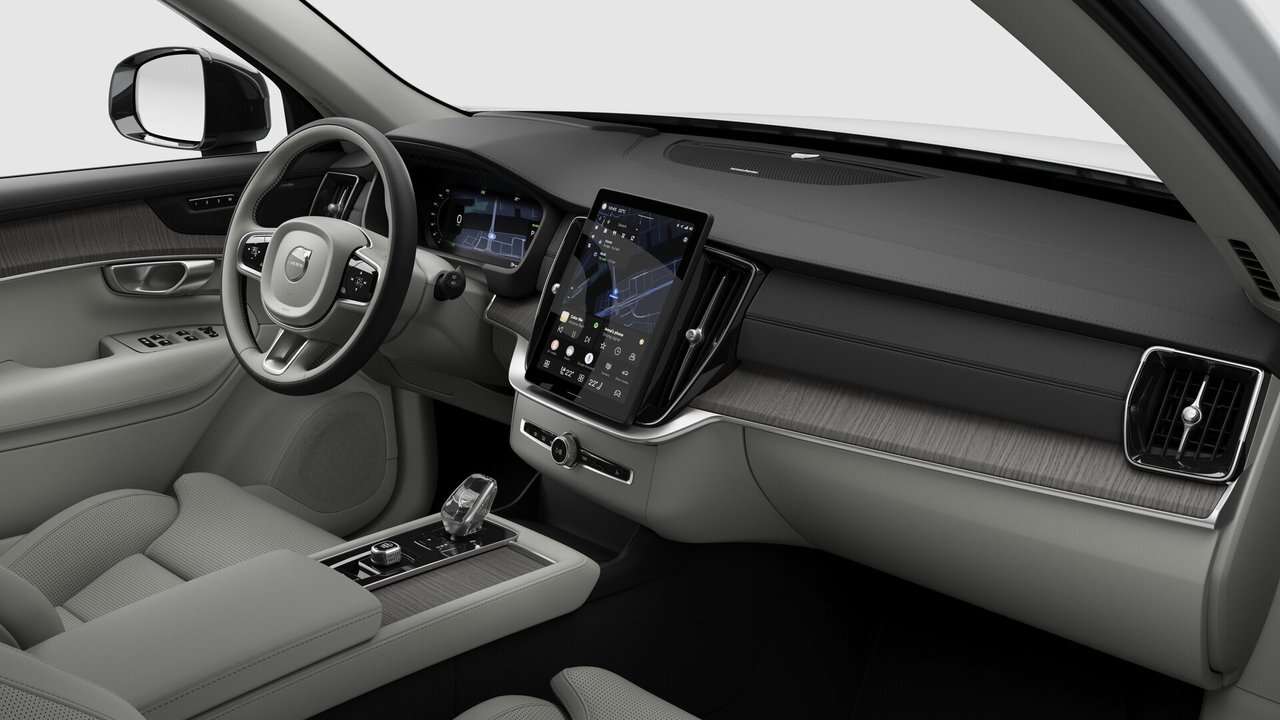 2026 Volvo XC90 Ultra 7-Seater (Dark Theme) thumb 10