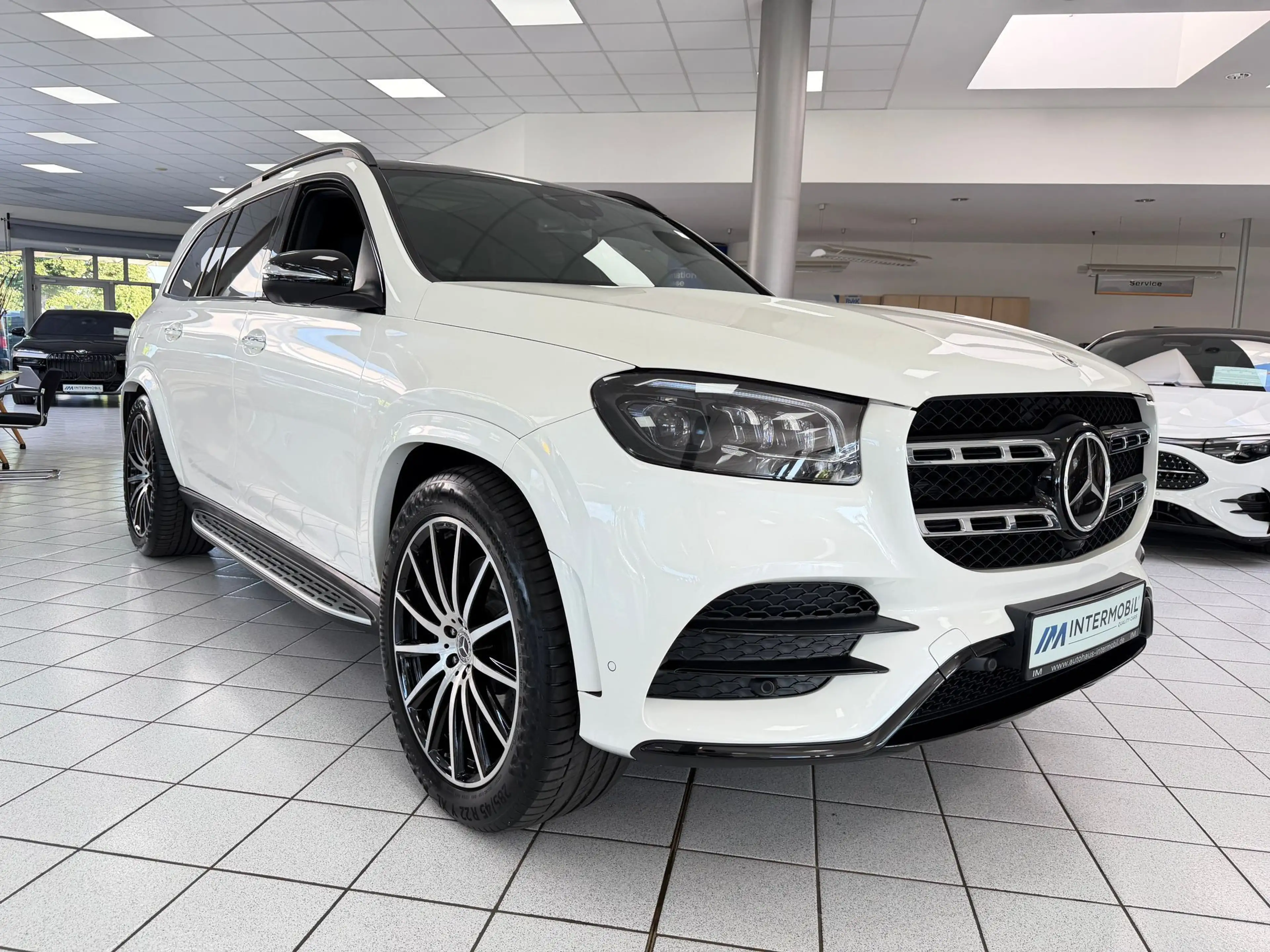 Mercedes-Benz GLS 450 4M*AMG*EXCL*AIRM*PANO*SOFT*DISTR*HUD*360 — photo 3