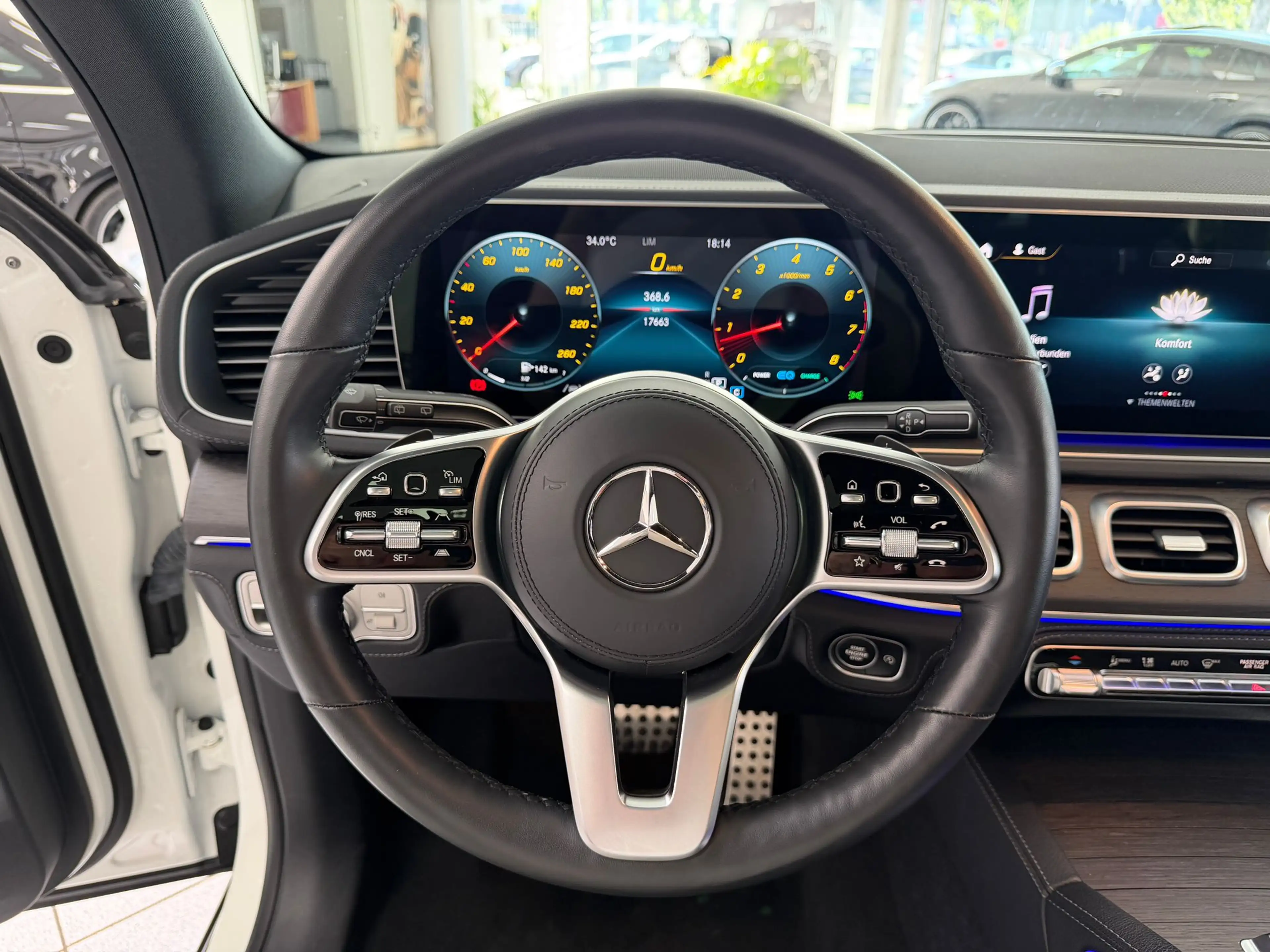 Mercedes-Benz GLS 450 4M*AMG*EXCL*AIRM*PANO*SOFT*DISTR*HUD*360 — photo 13