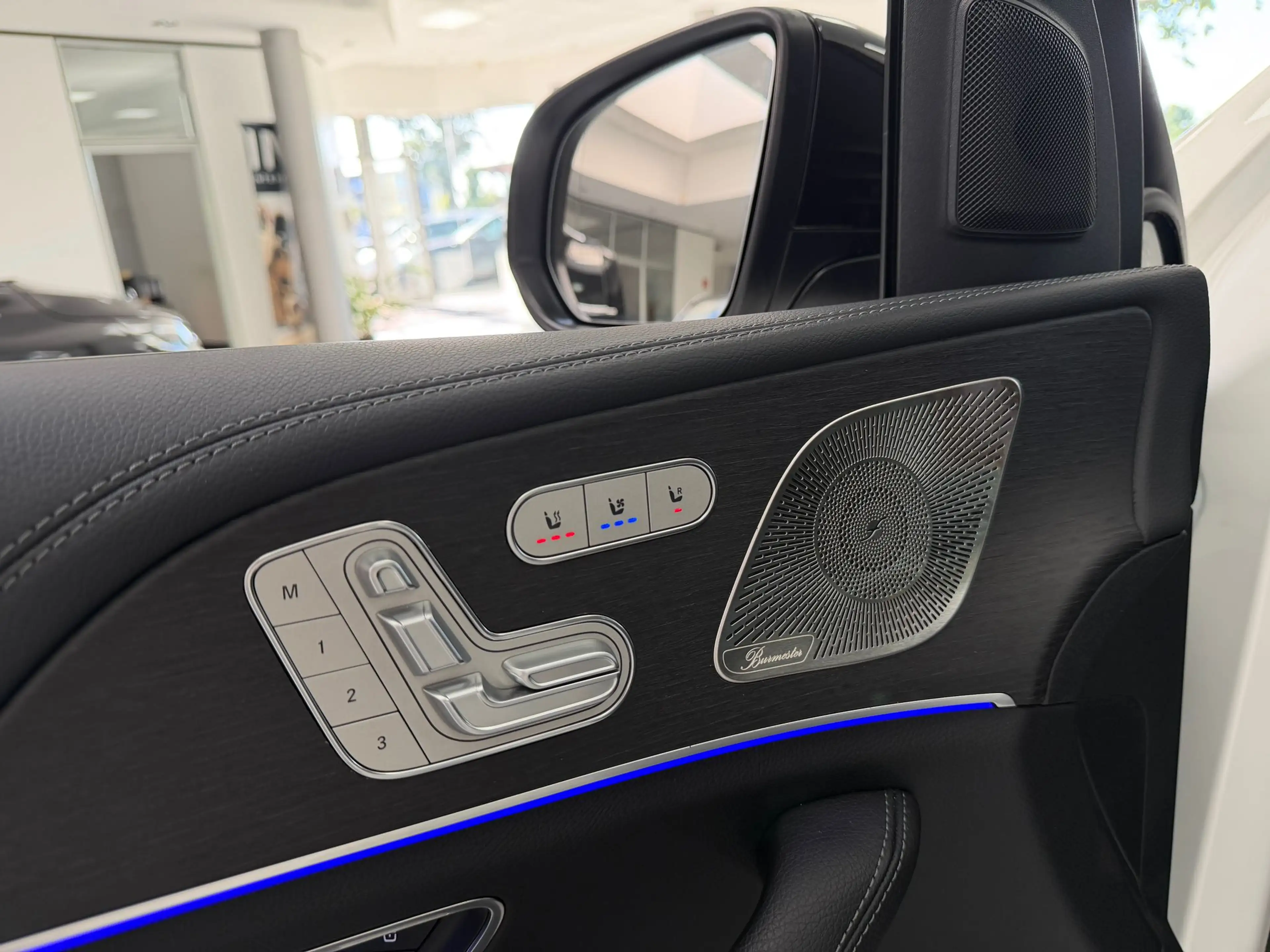 Mercedes-Benz GLS 450 4M*AMG*EXCL*AIRM*PANO*SOFT*DISTR*HUD*360 — photo 10