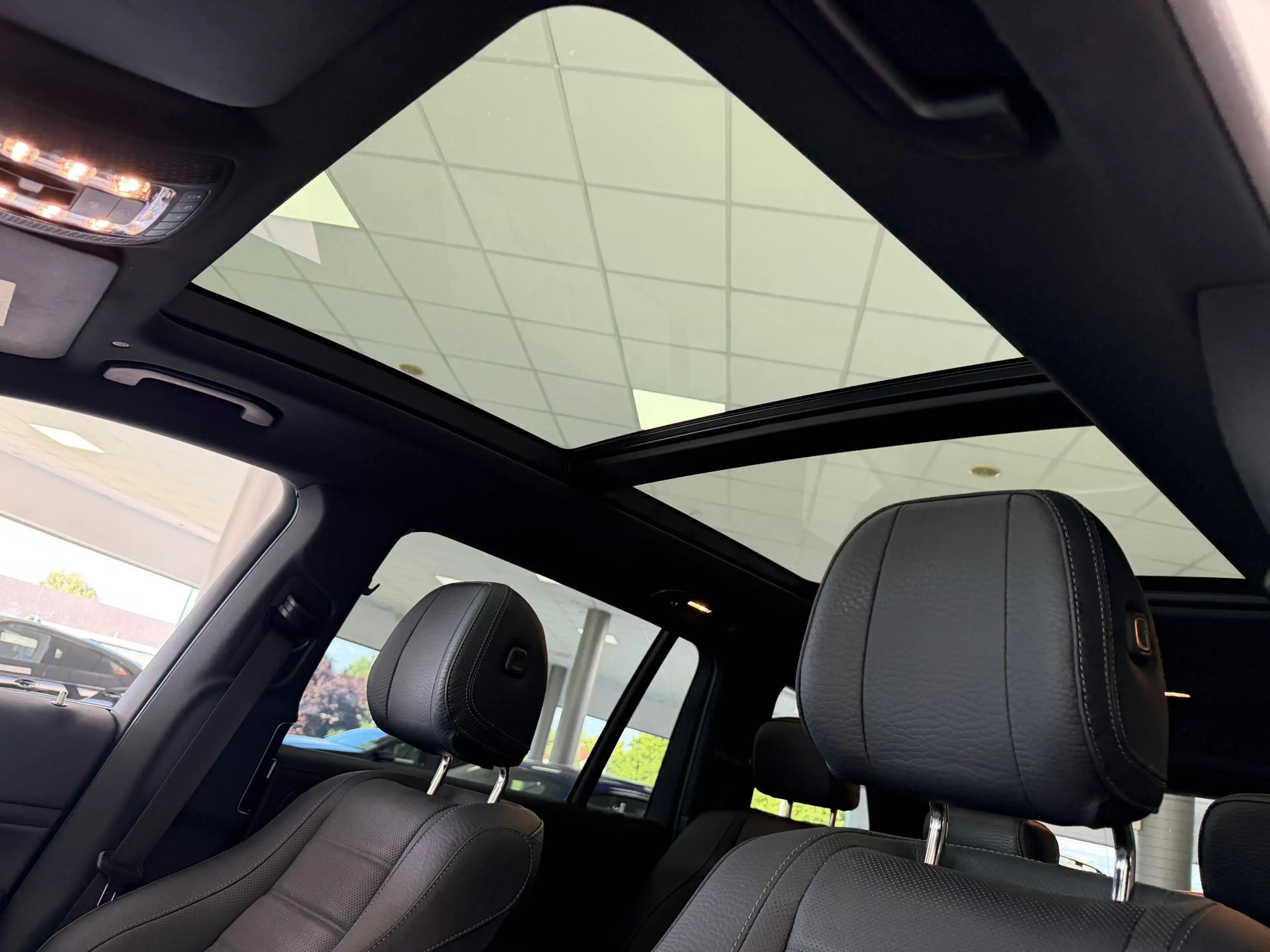 Mercedes-Benz GLS 450 4M*AMG*EXCL*AIRM*PANO*SOFT*DISTR*HUD*360 — photo 8