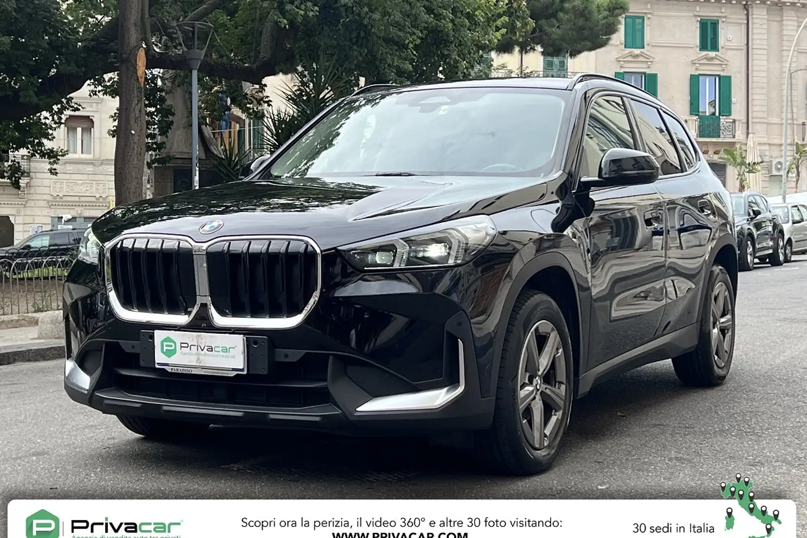 BMW X1 X1 sDrive 18d Noir - 1
