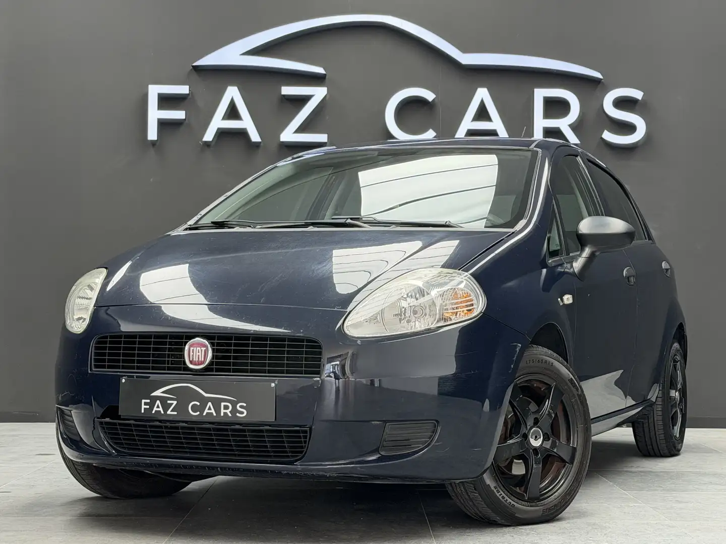 Fiat Grande Punto * Réservé * Bleu - 1