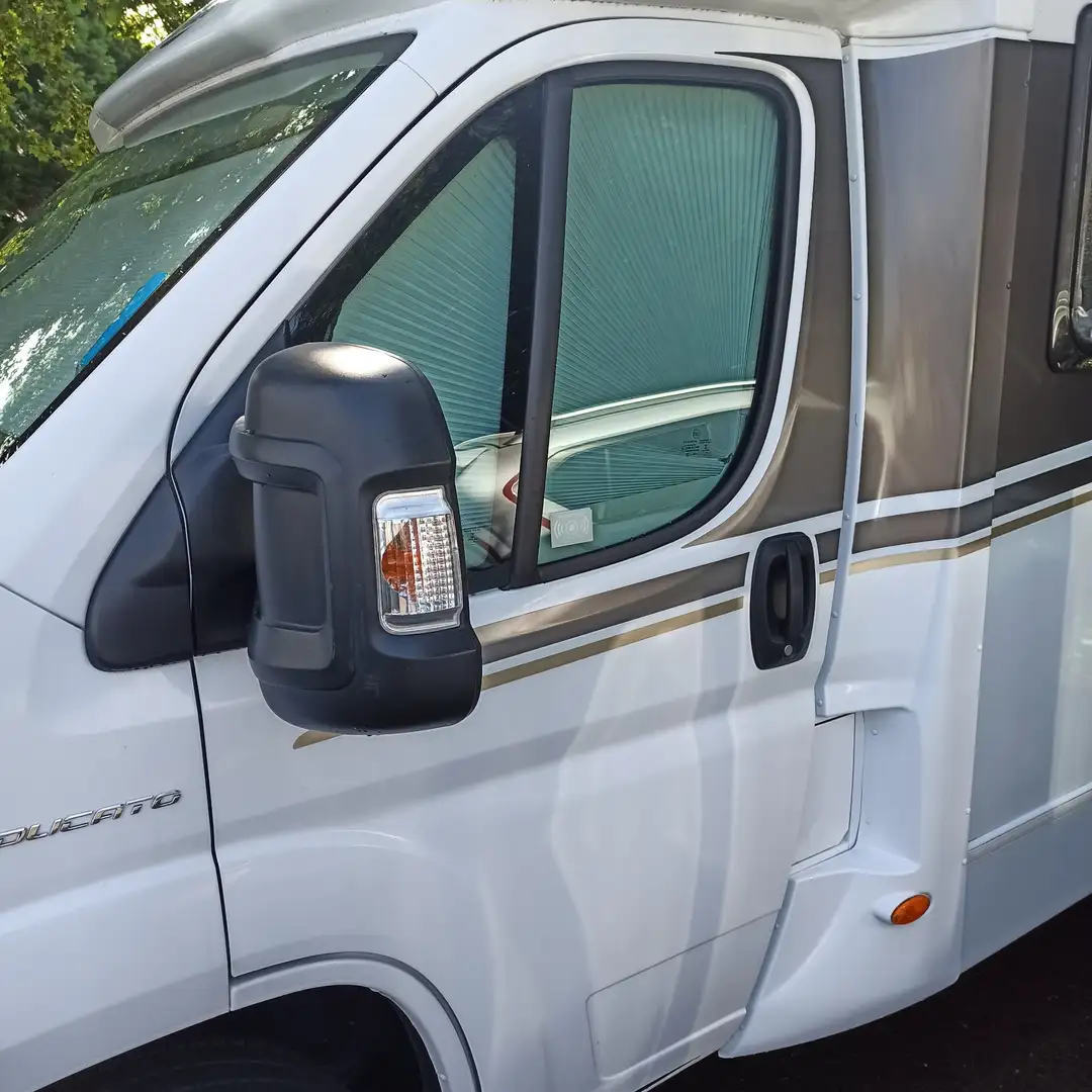 Caravans-Wohnm Carado Carado T135 - 2