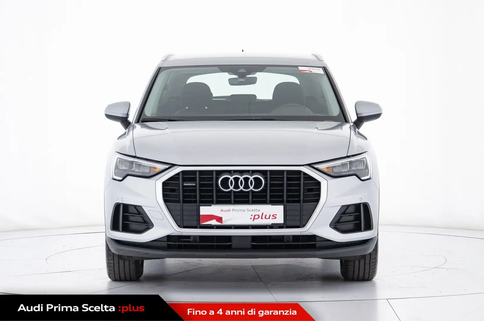 Audi Q3 45 TFSI quattro S tronic Business Argento - 2