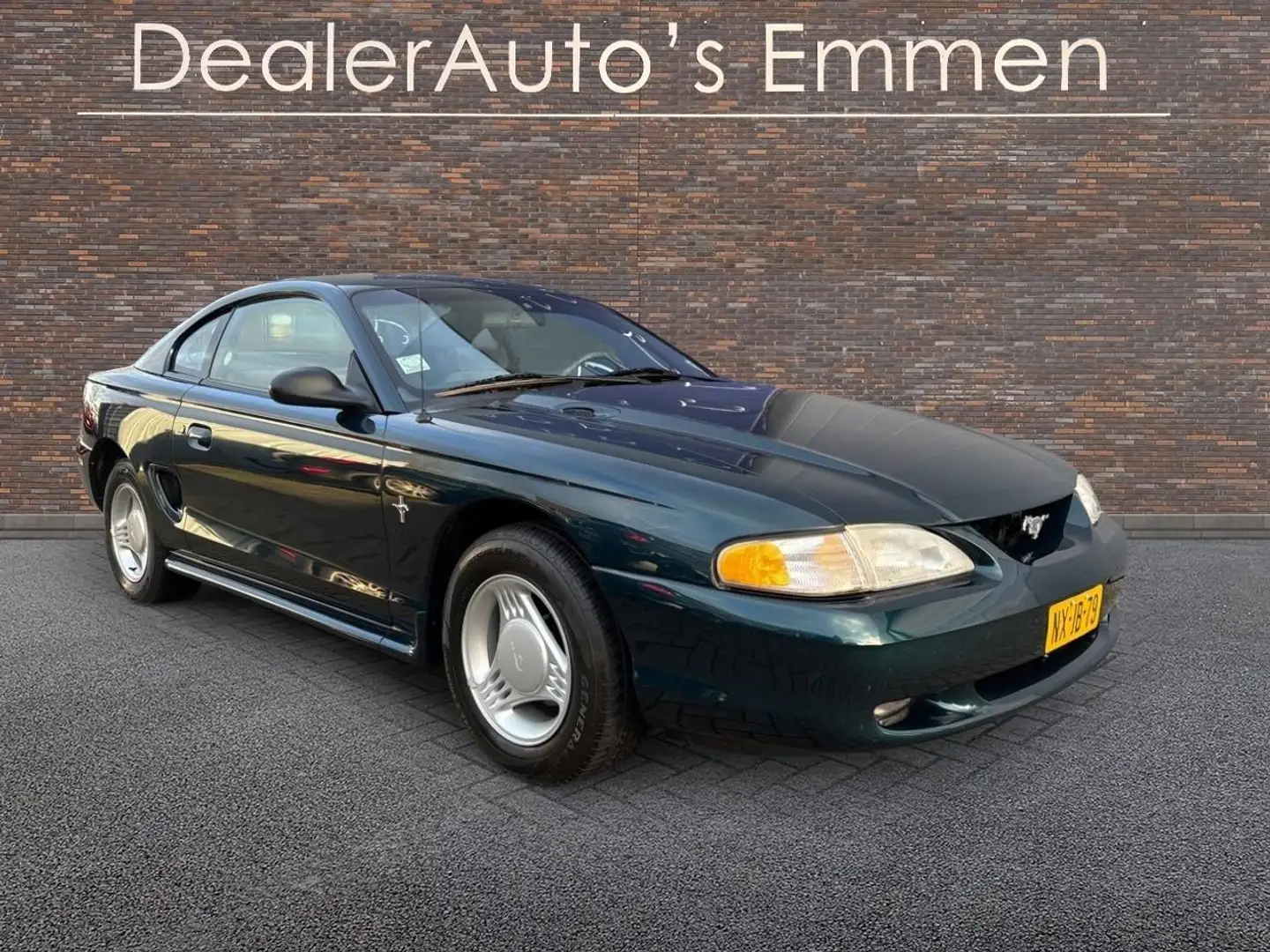 Ford Mustang USA 3.8 Coupé 1E EIGENAAR! Зелёный - 1