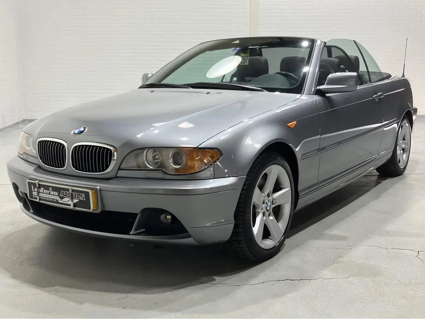 BMW 330 3-serie Cabrio 330Ci Executive buitengewoon mooi A Grijs - 2